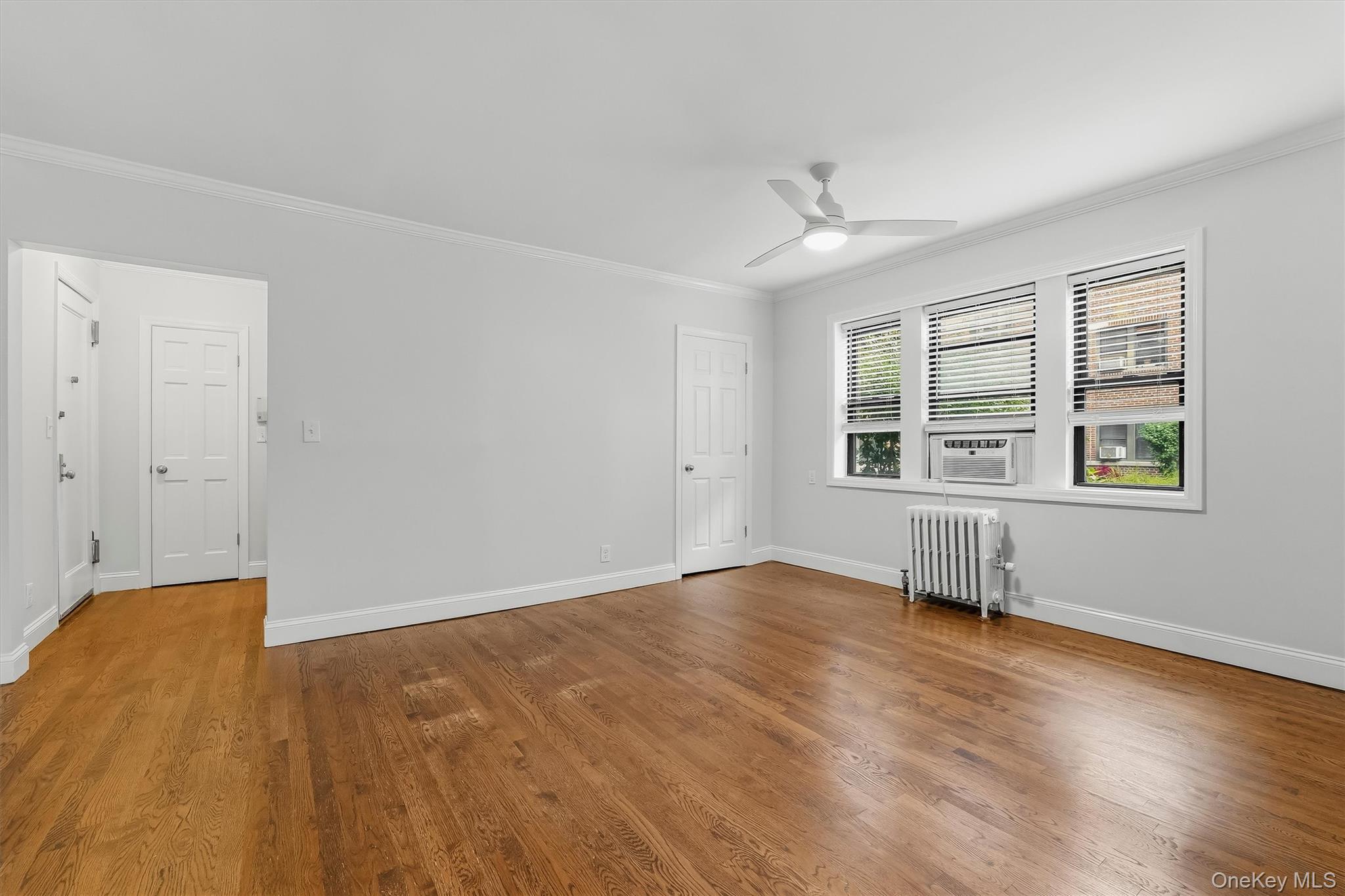 604 Tompkins B15 Property Photo 5