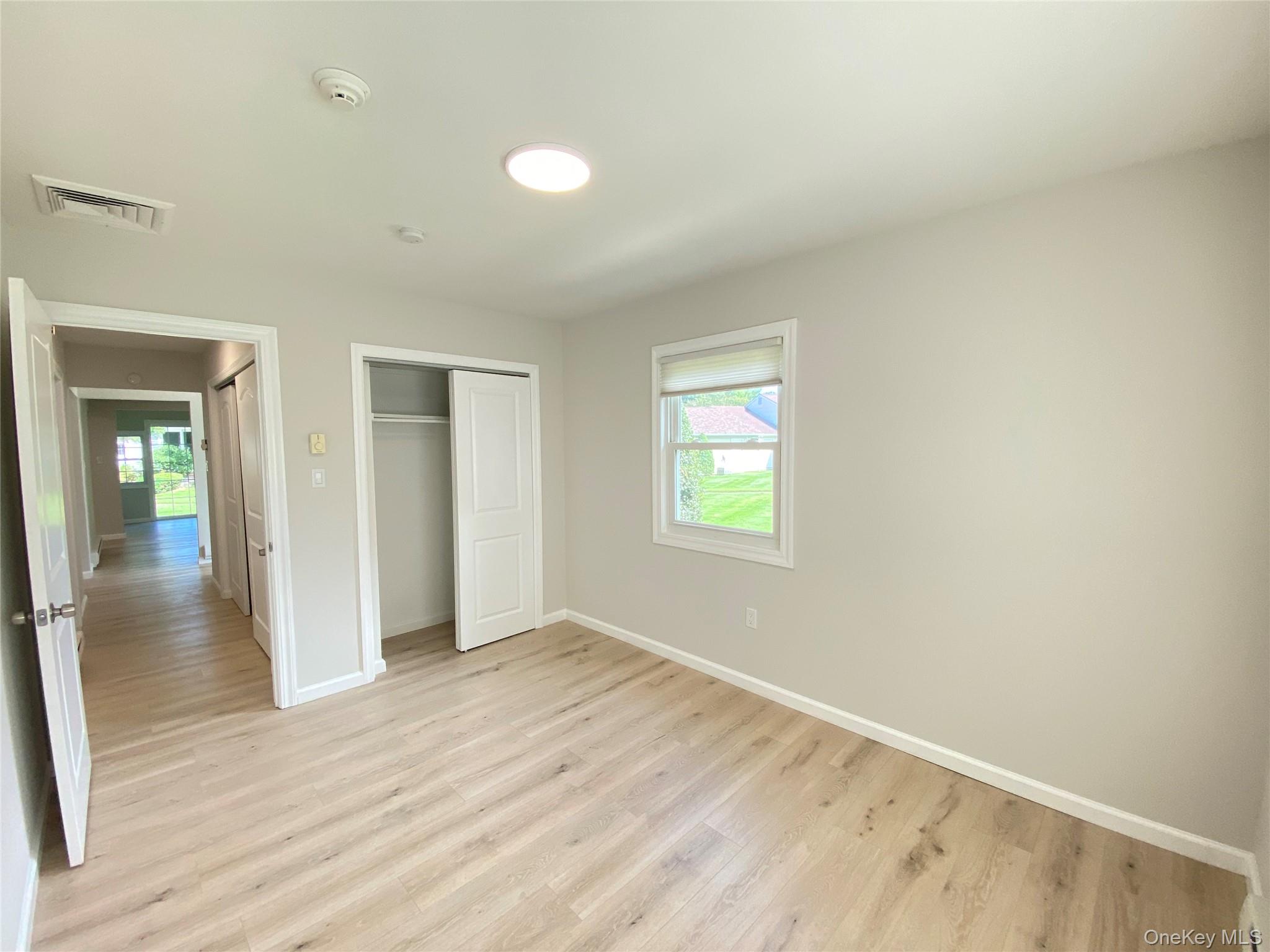 19 Hearthside Drive Property Photo 10
