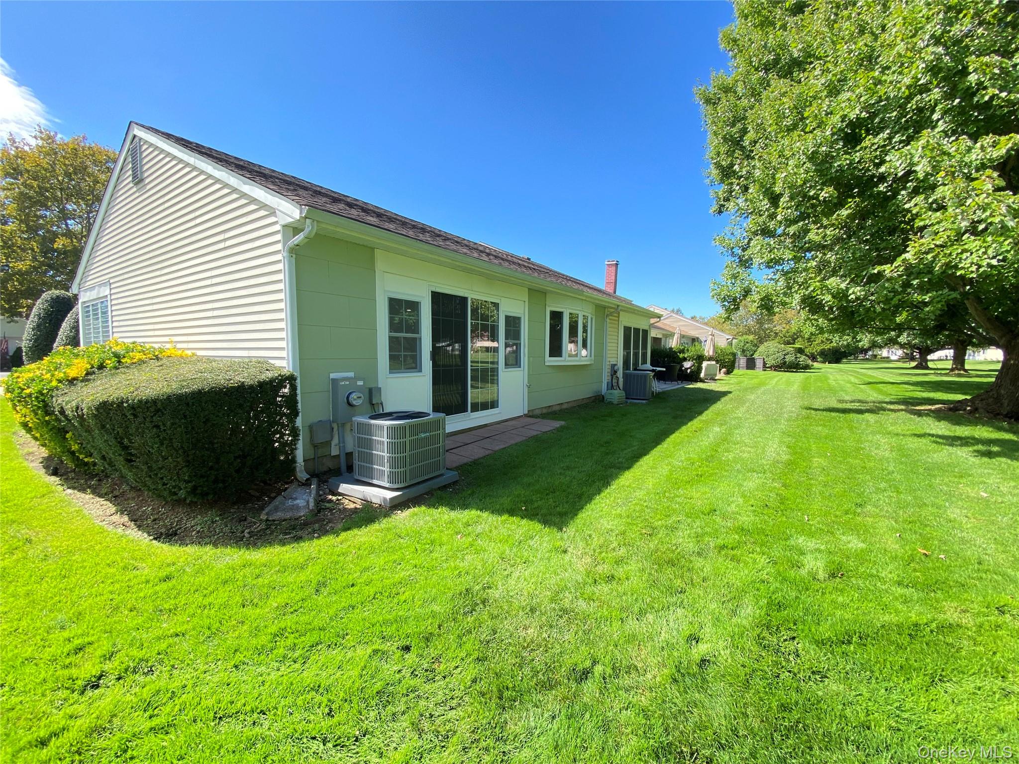 19 Hearthside Drive Property Photo 18