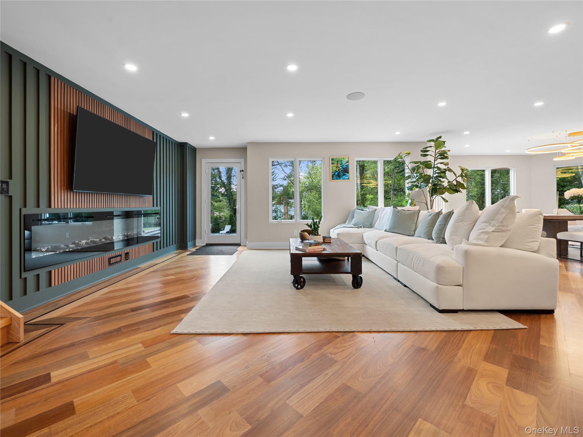 5 N Hills Road Property Photo 9