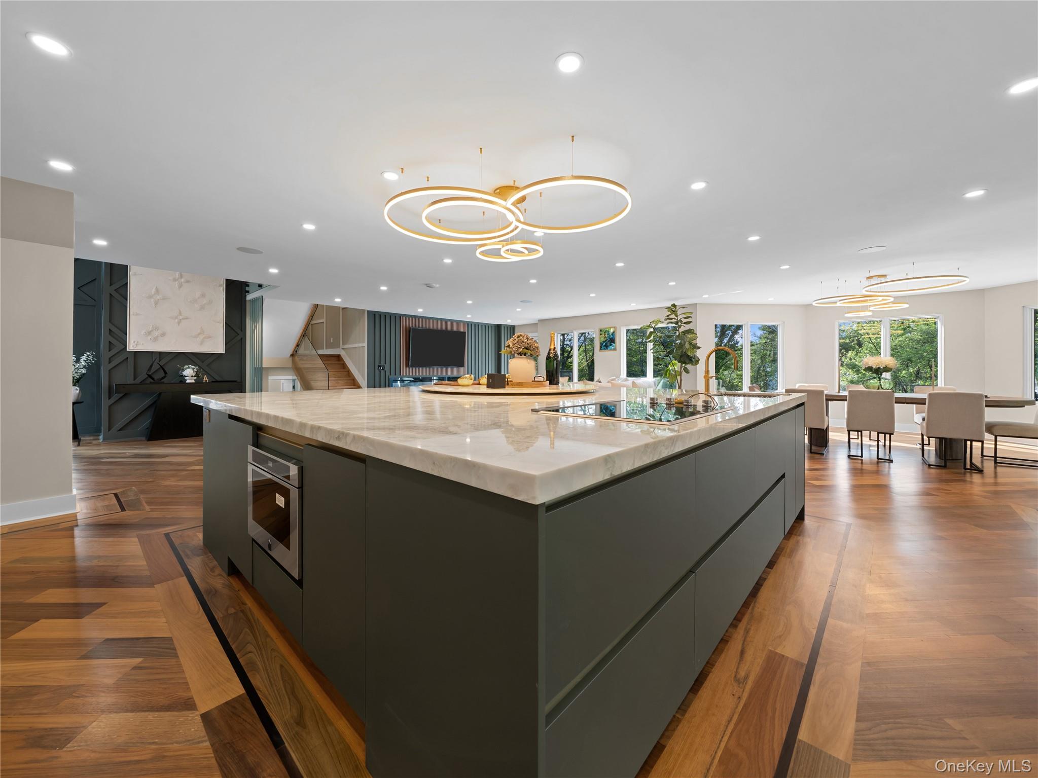 5 N Hills Road Property Photo 23