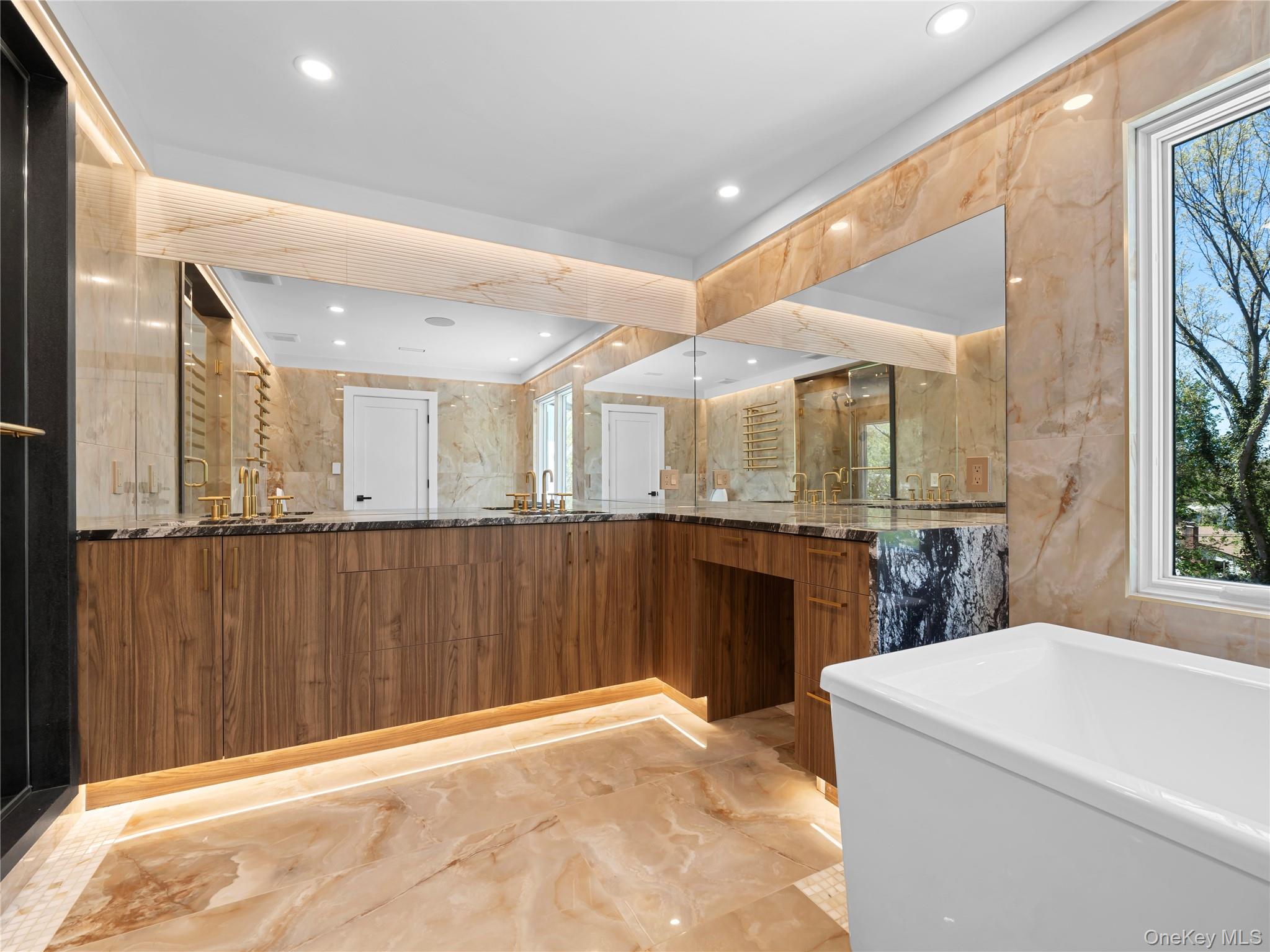 5 N Hills Road Property Photo 33