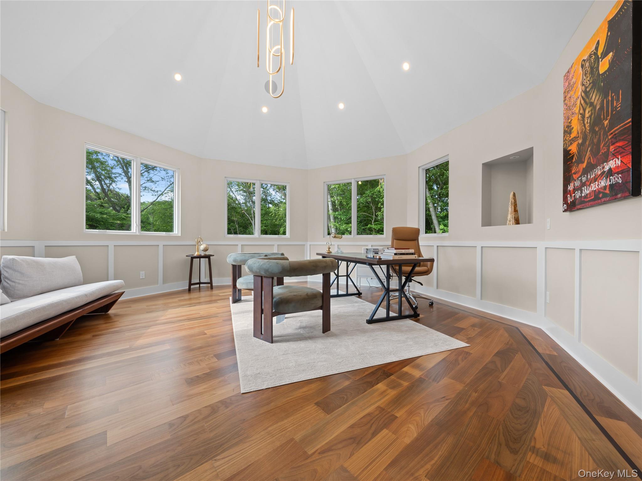 5 N Hills Road Property Photo 40