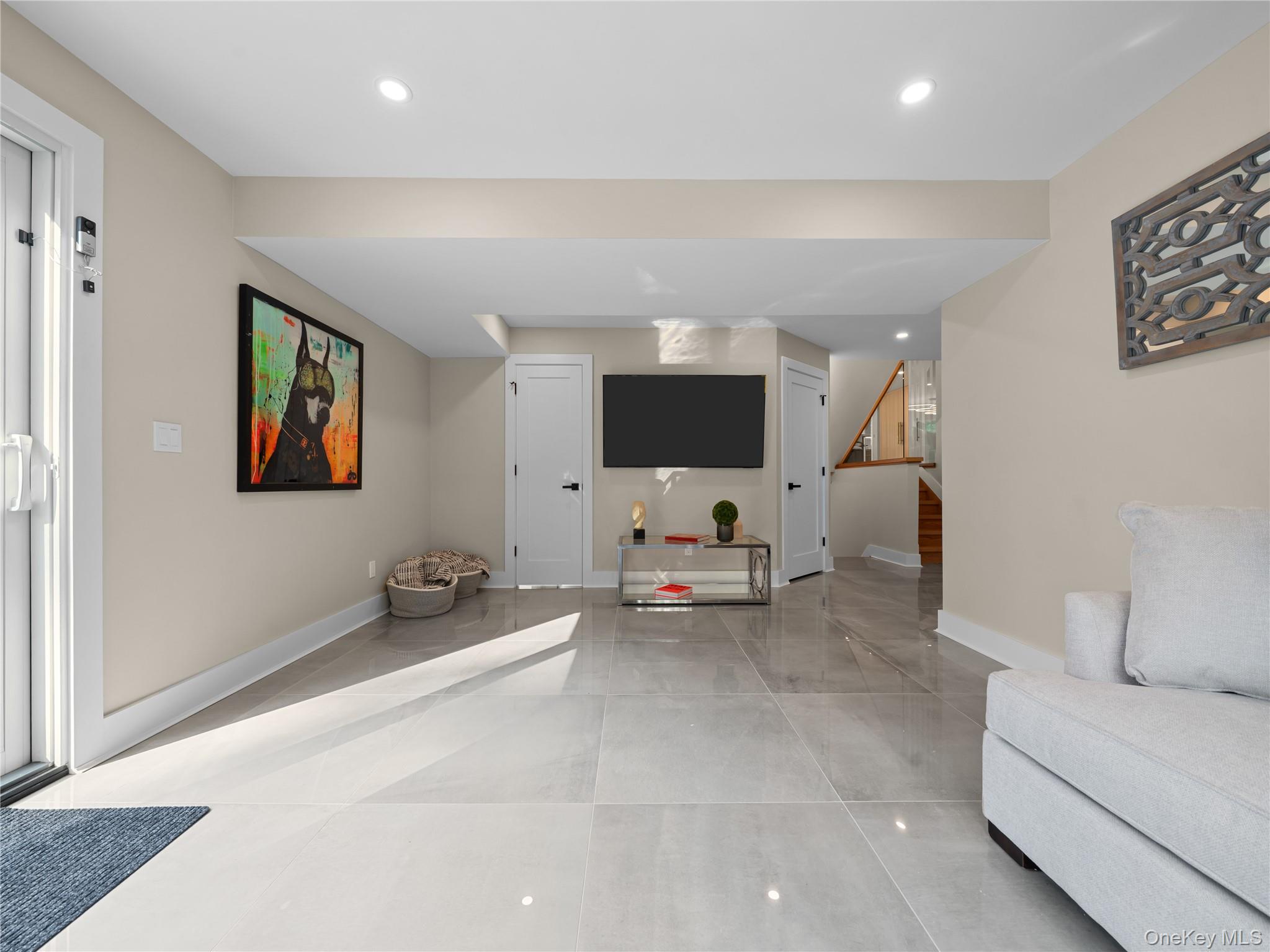 5 N Hills Road Property Photo 46