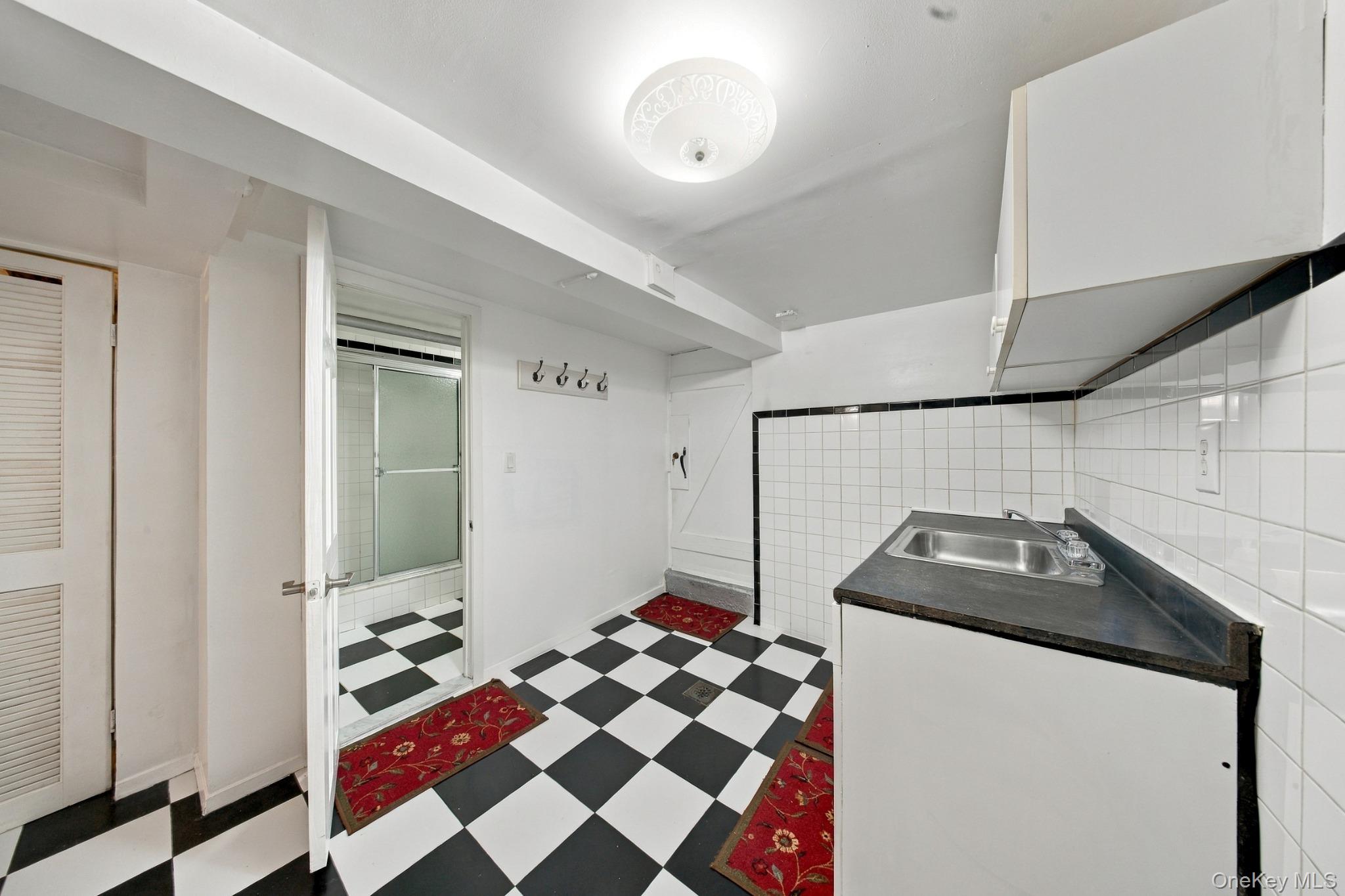 8401 104th Street Property Photo 18