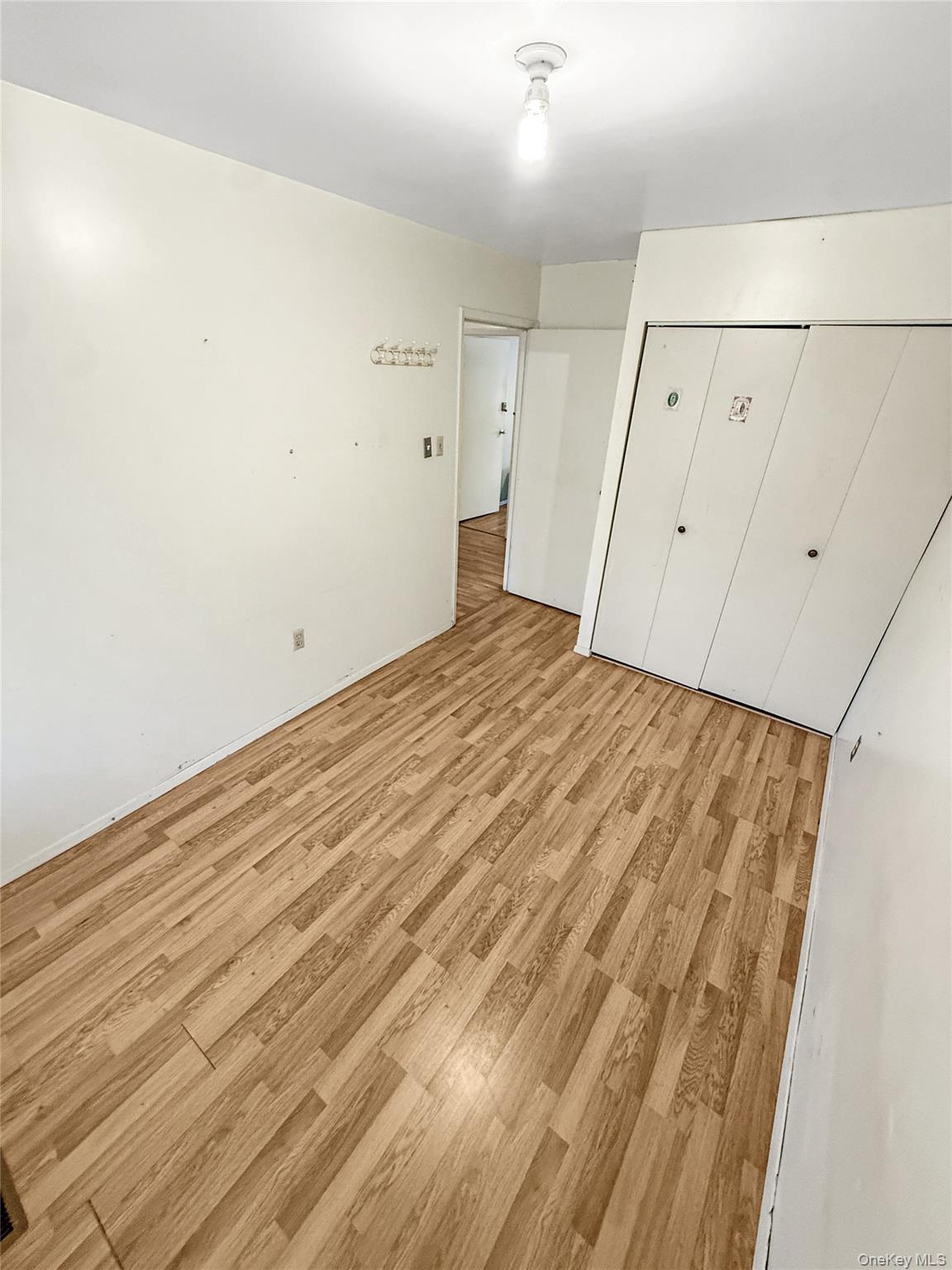 702 Saint Anns Avenue Property Photo 11