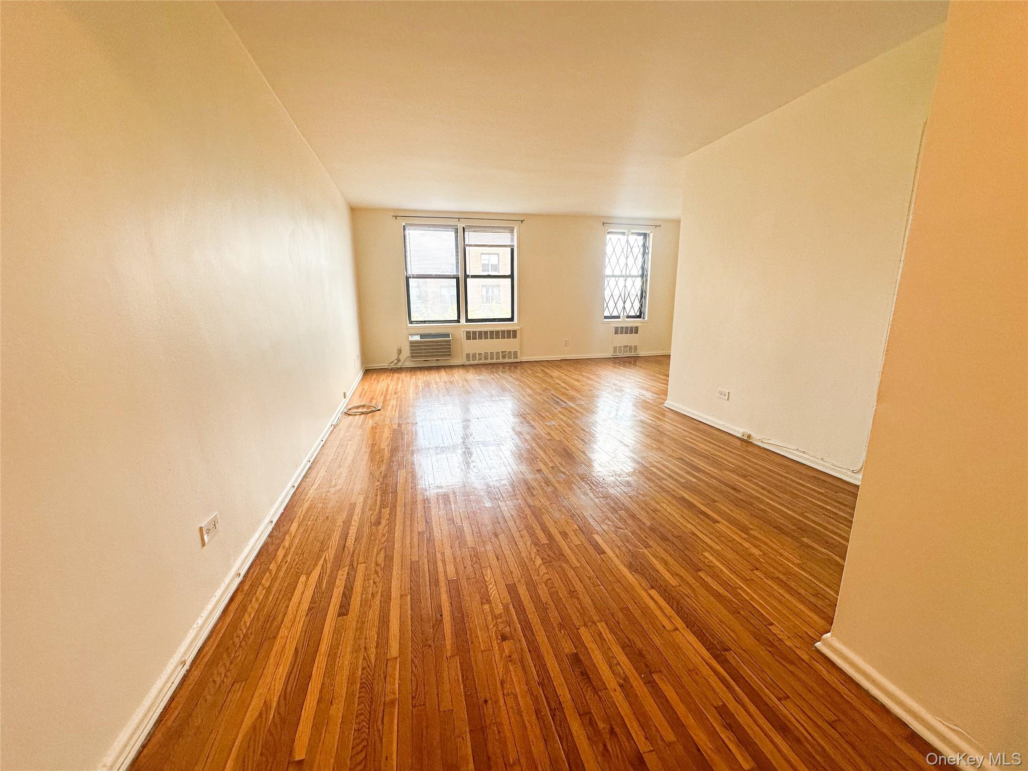 10025 Queens Boulevard 6l Property Photo 4