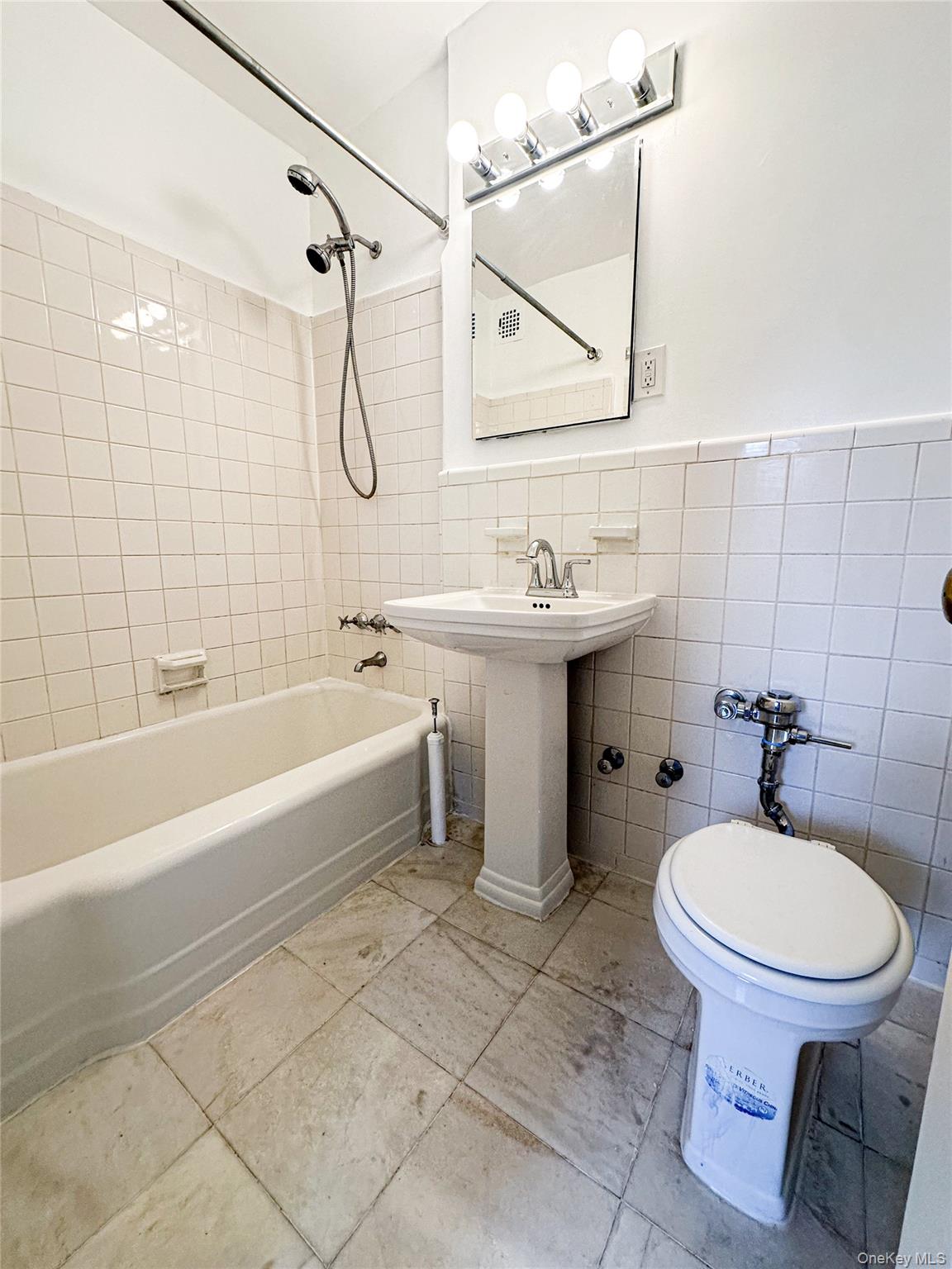 10025 Queens Boulevard 6l Property Photo 10