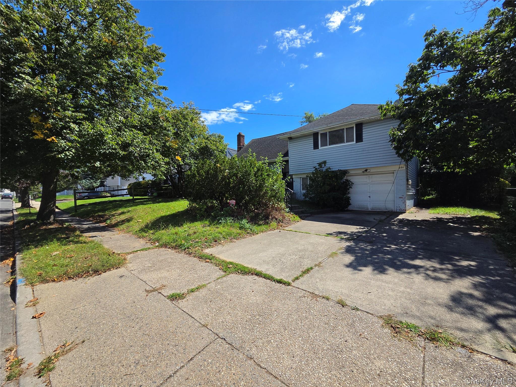 291 Concord Avenue Property Photo 1