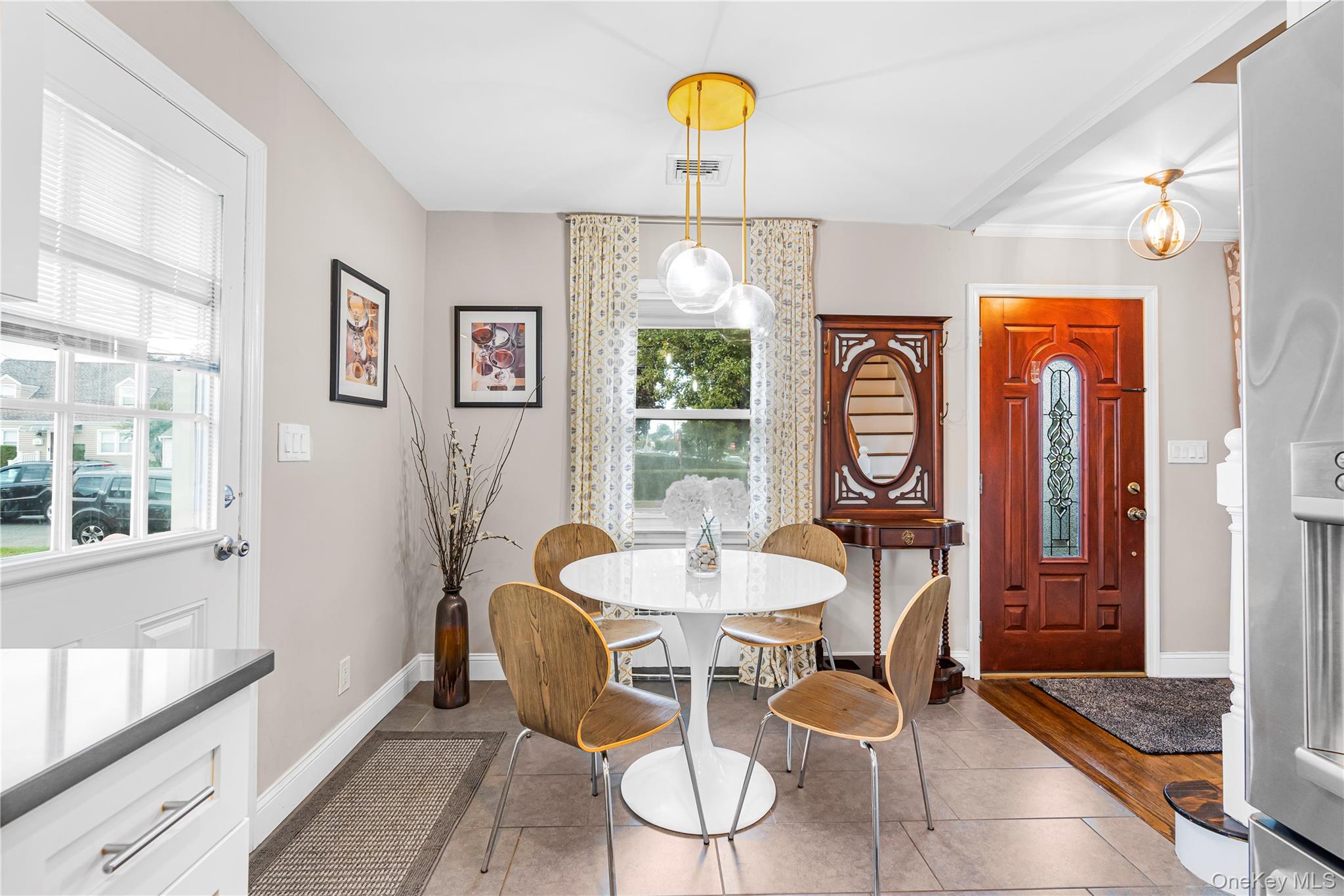 159 Raff Avenue Property Photo 8