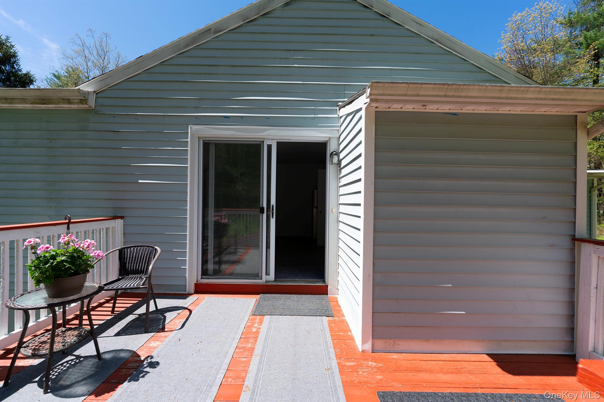 21 Van Dam Property Photo 6