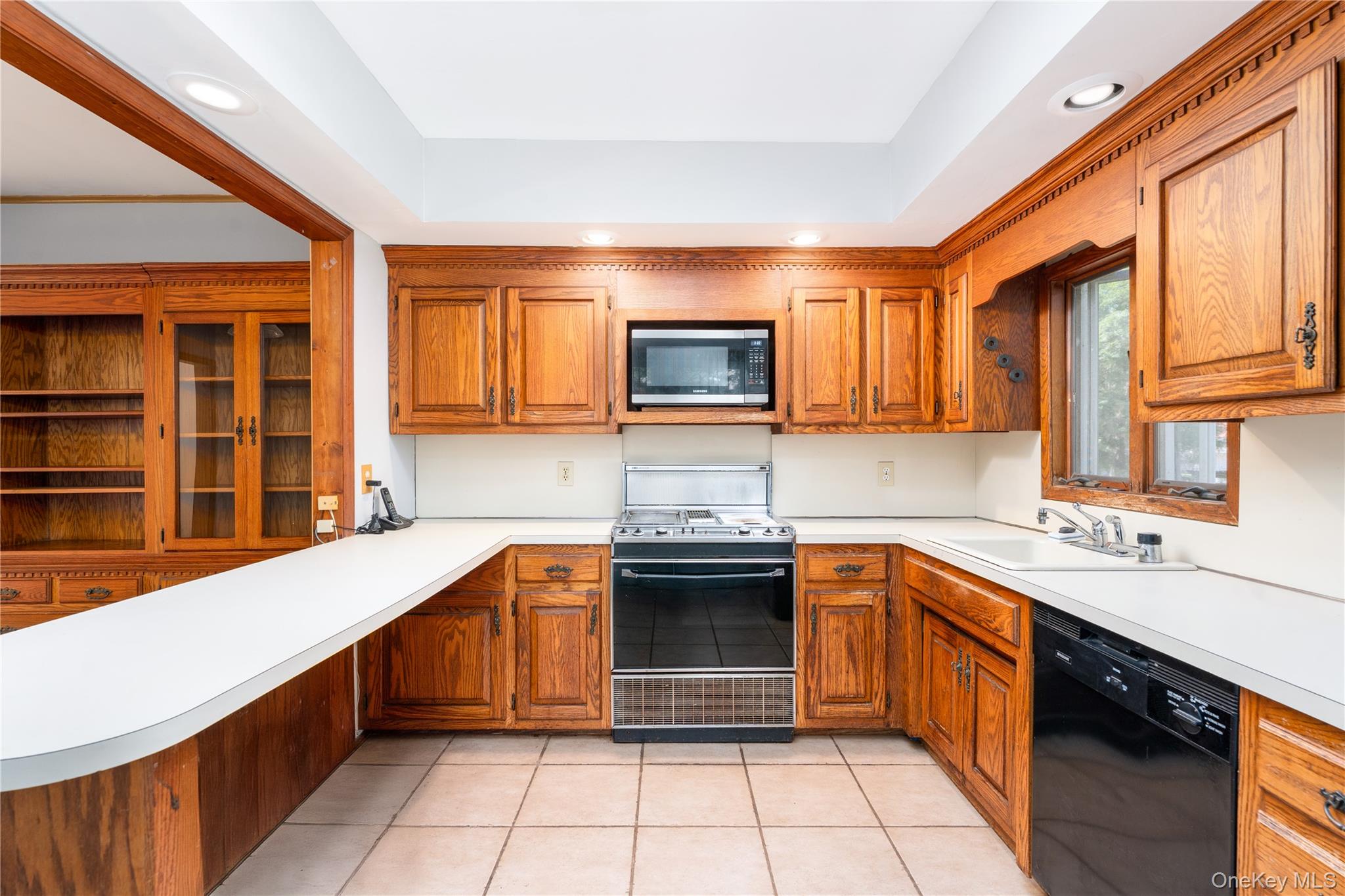 4 Acacia Road Property Photo 16