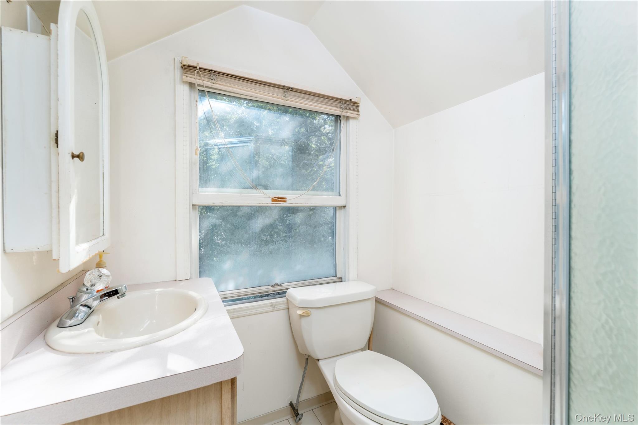 4 Acacia Road Property Photo 37
