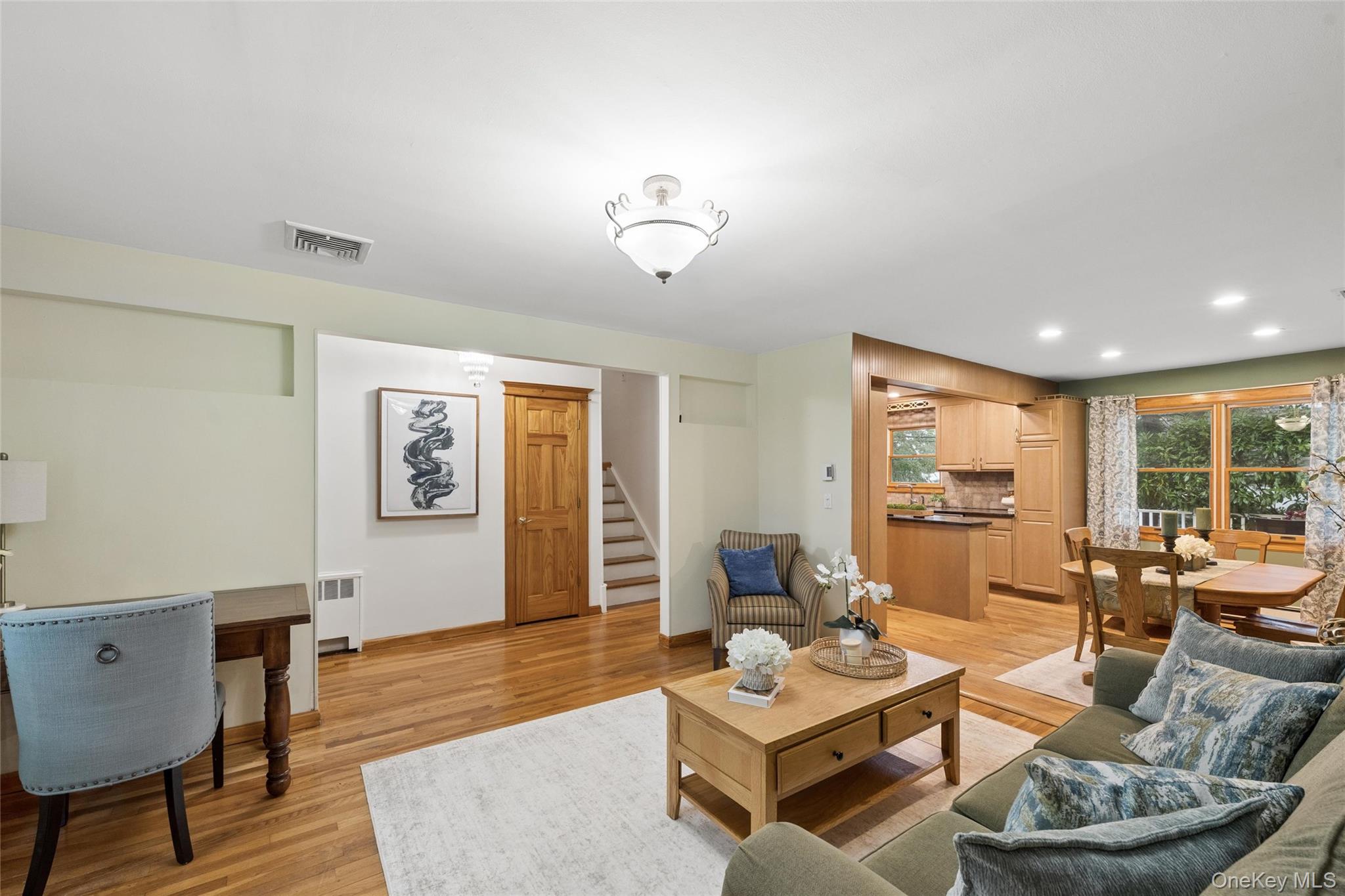 21 Edgewood Property Photo 10