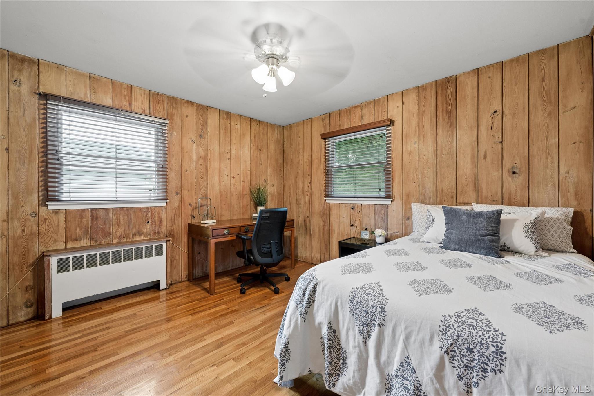 21 Edgewood Property Photo 19