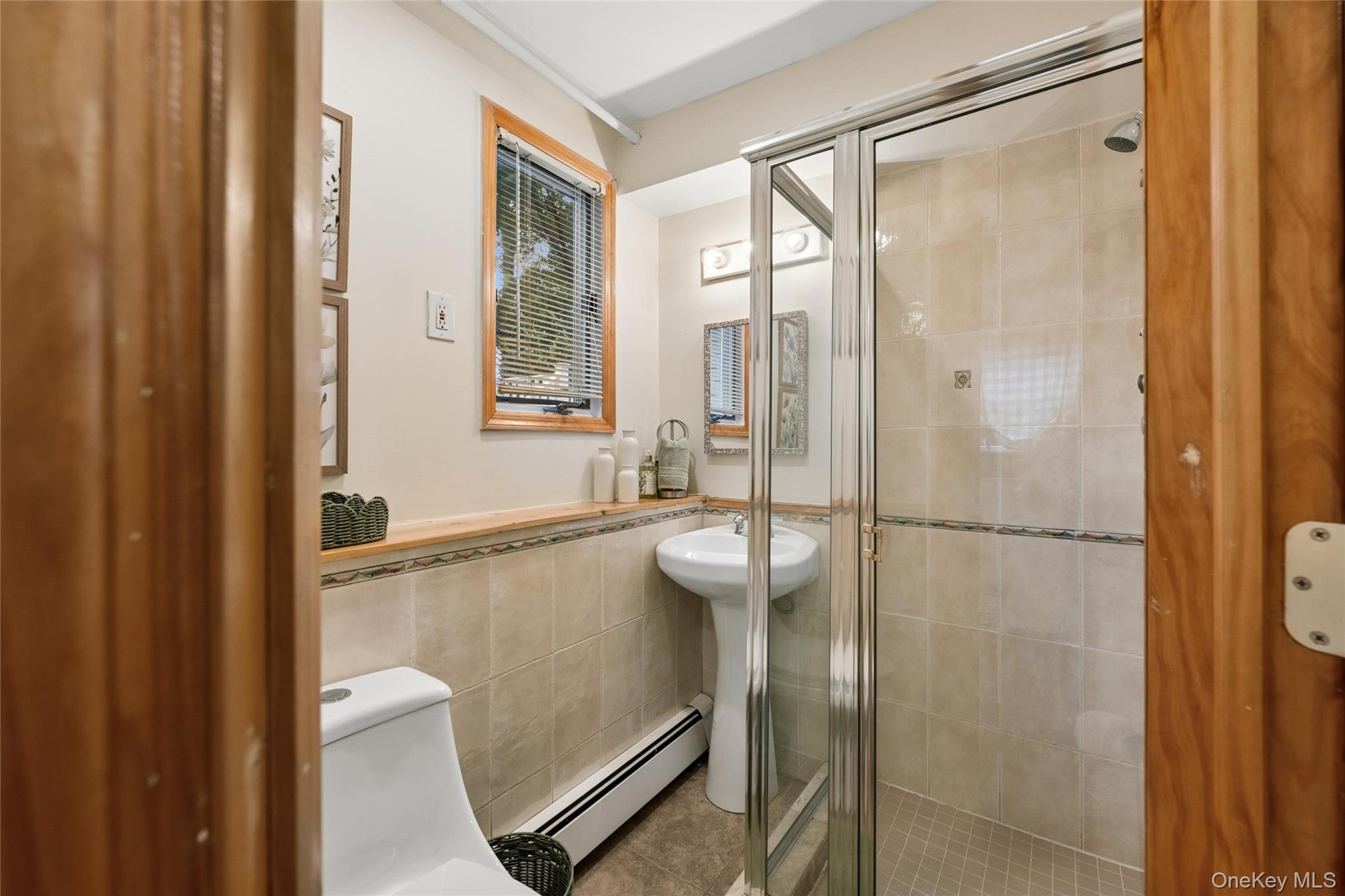 21 Edgewood Property Photo 28