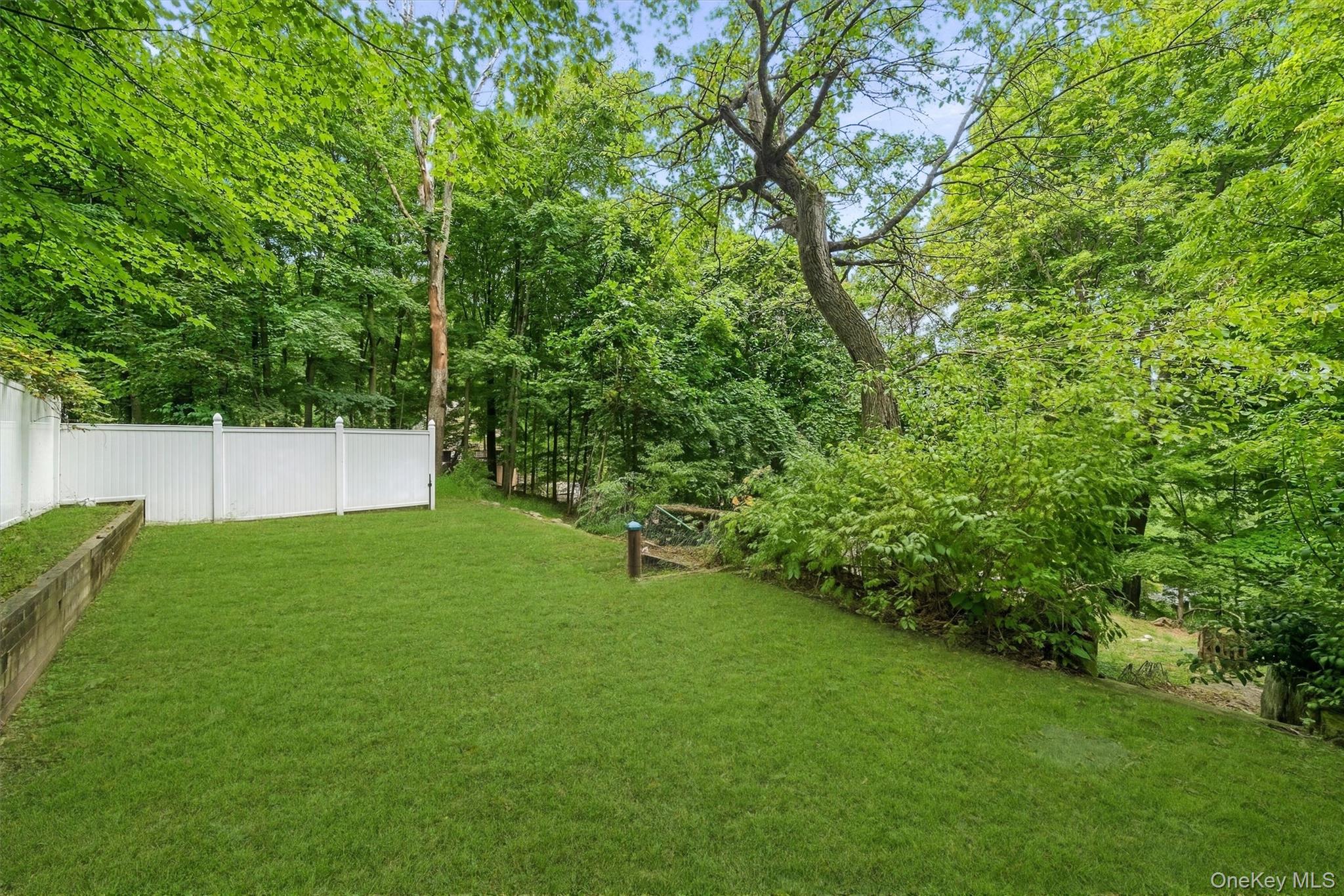 4 Hillside Trail Property Photo 39