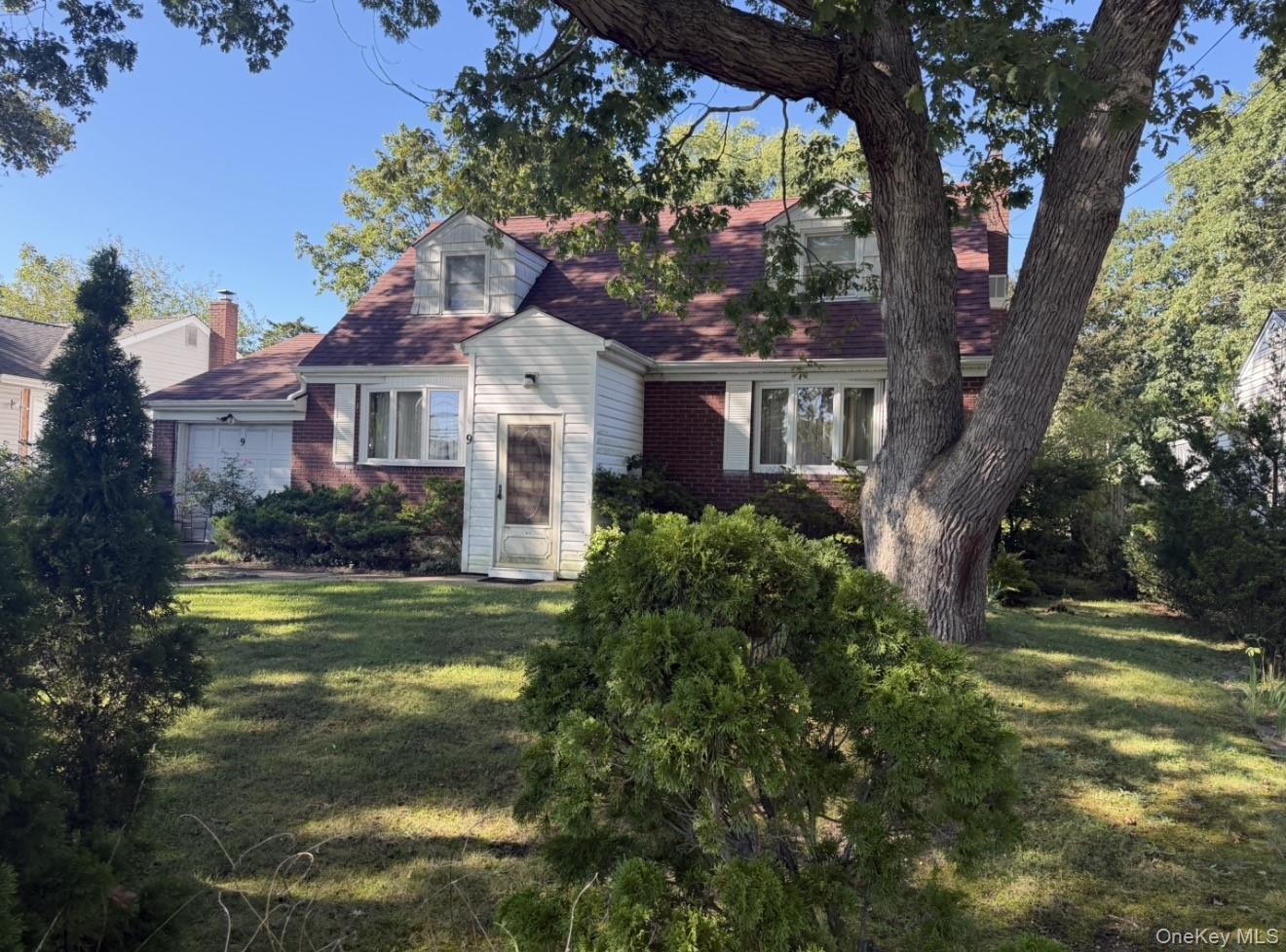 9 Stillwell Street Property Photo 1