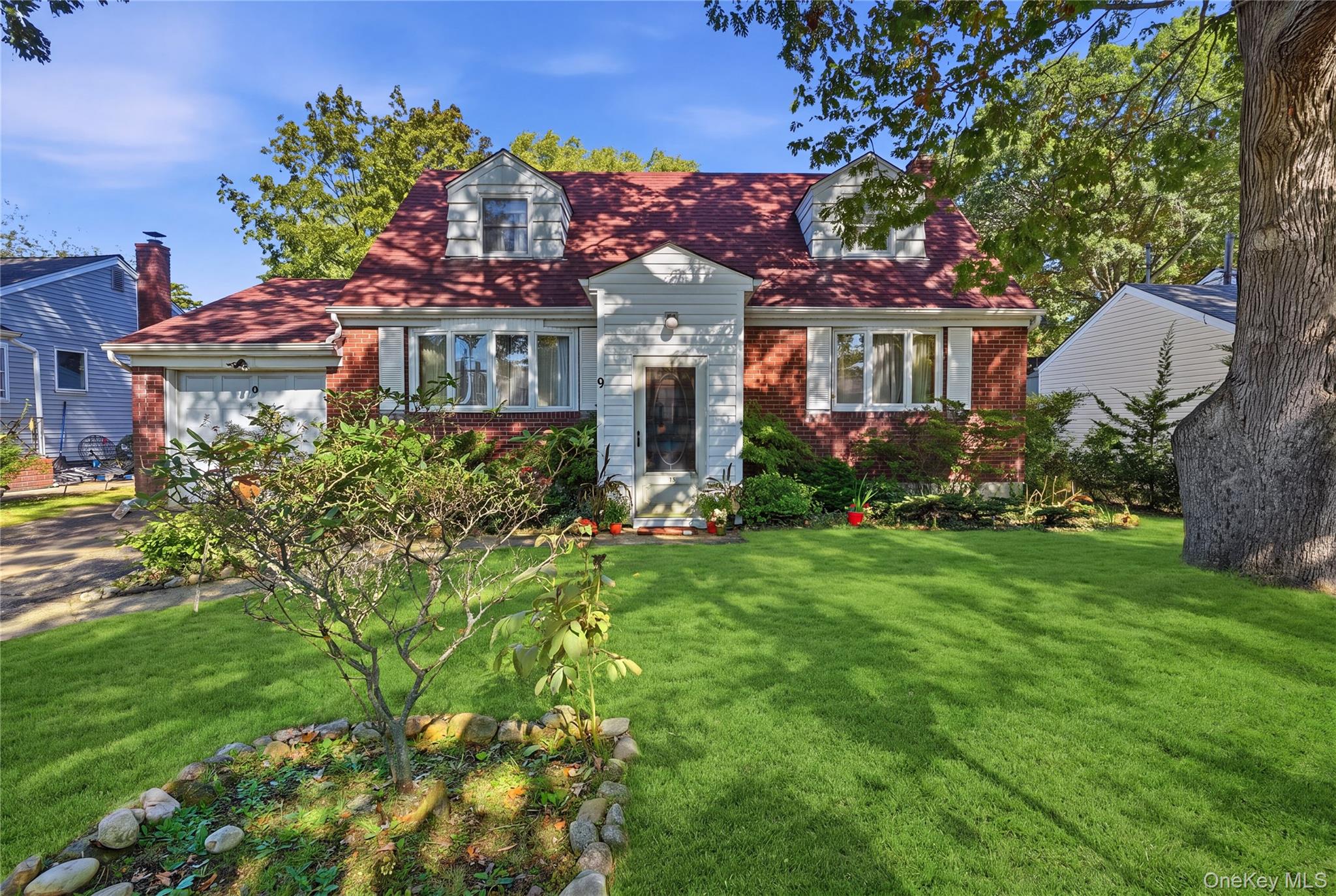 9 Stillwell Street Property Photo 1