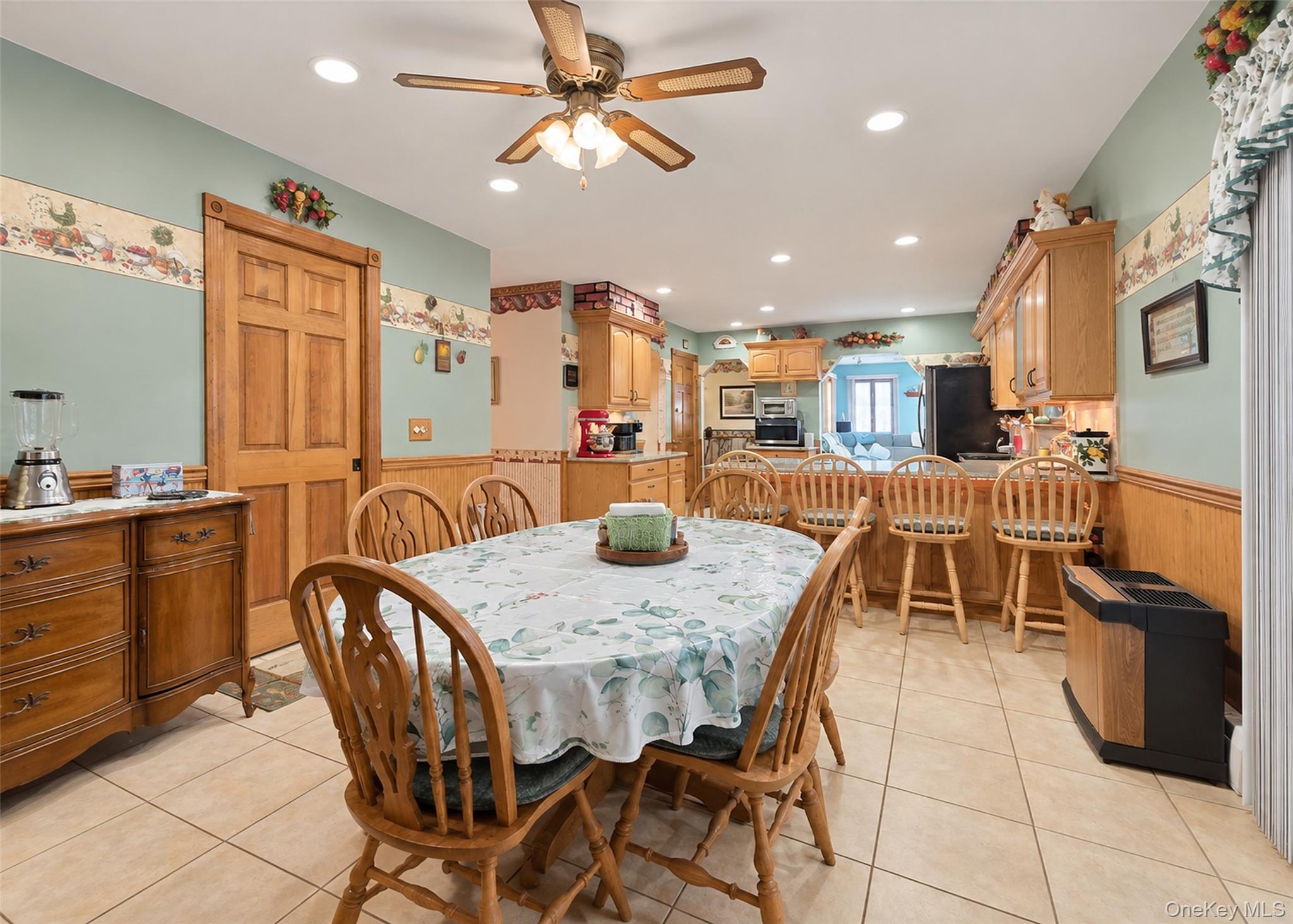 122 Evergreen Avenue Property Photo 6