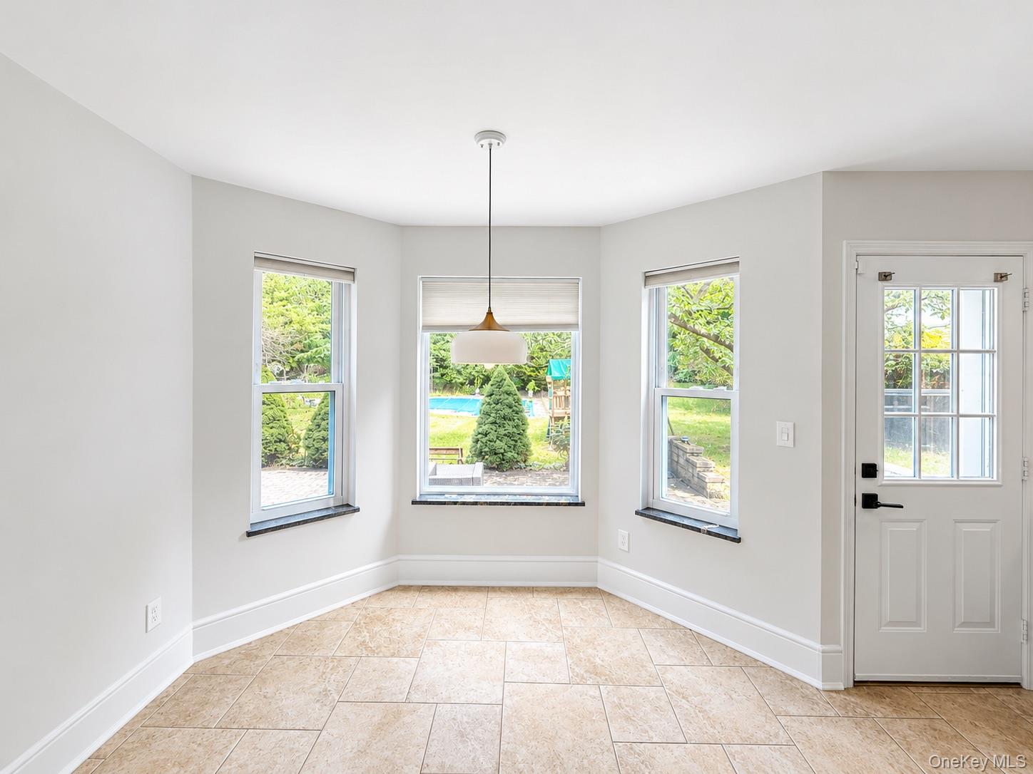 65 Mayfair Road Property Photo 10