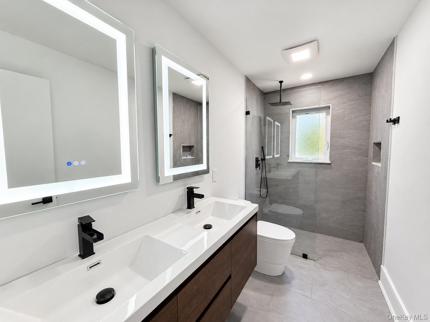 65 Mayfair Road Property Photo 31