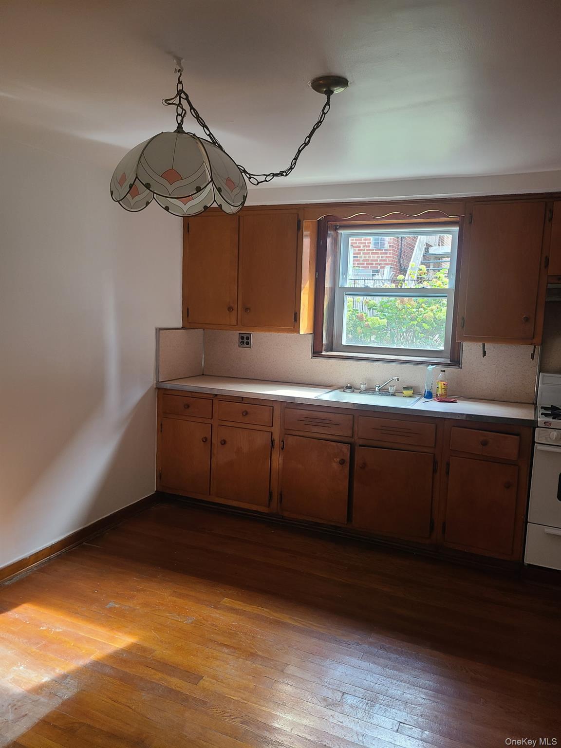 2905 Wilkinson Avenue Property Photo 3