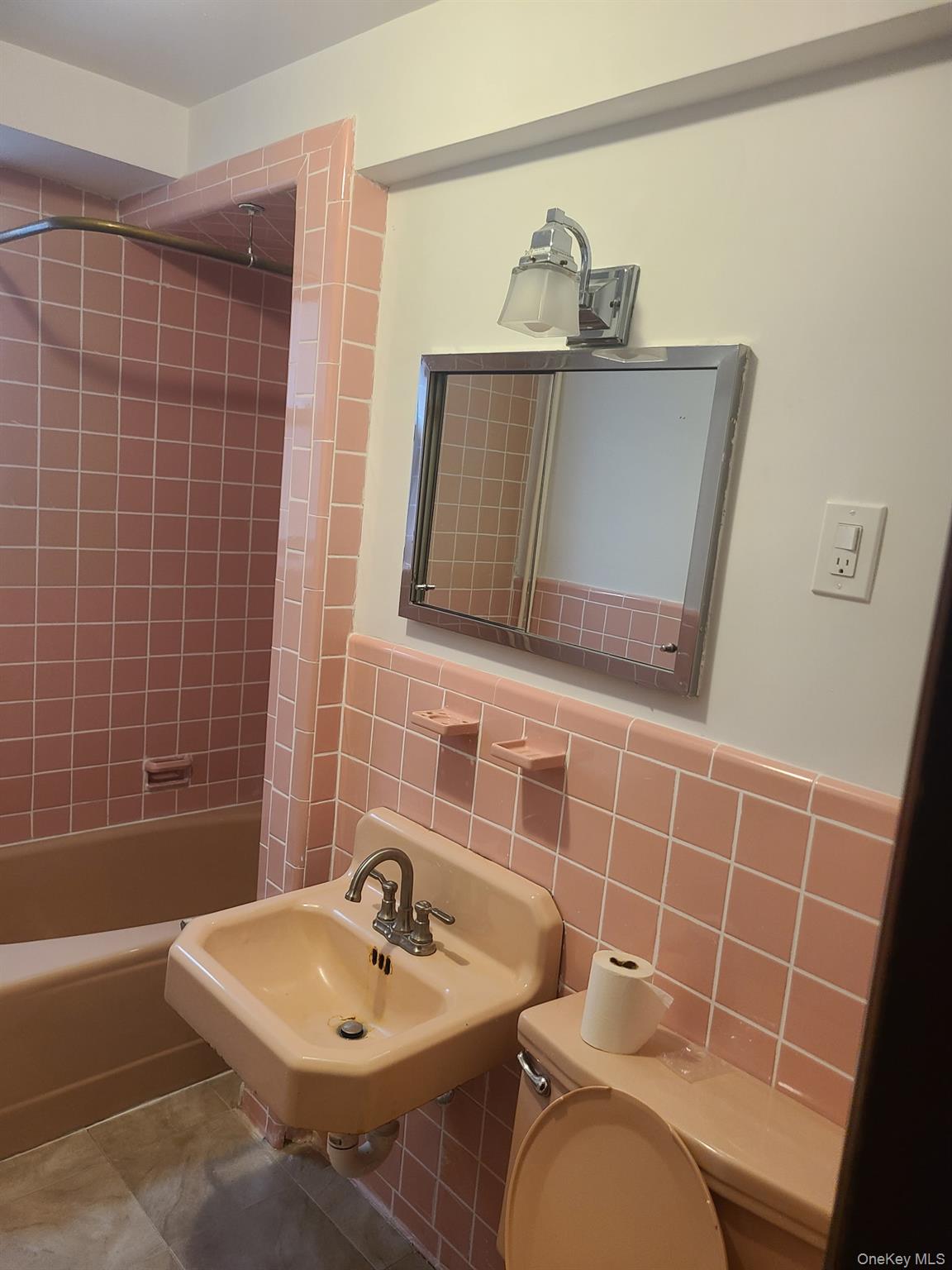 2905 Wilkinson Avenue Property Photo 24