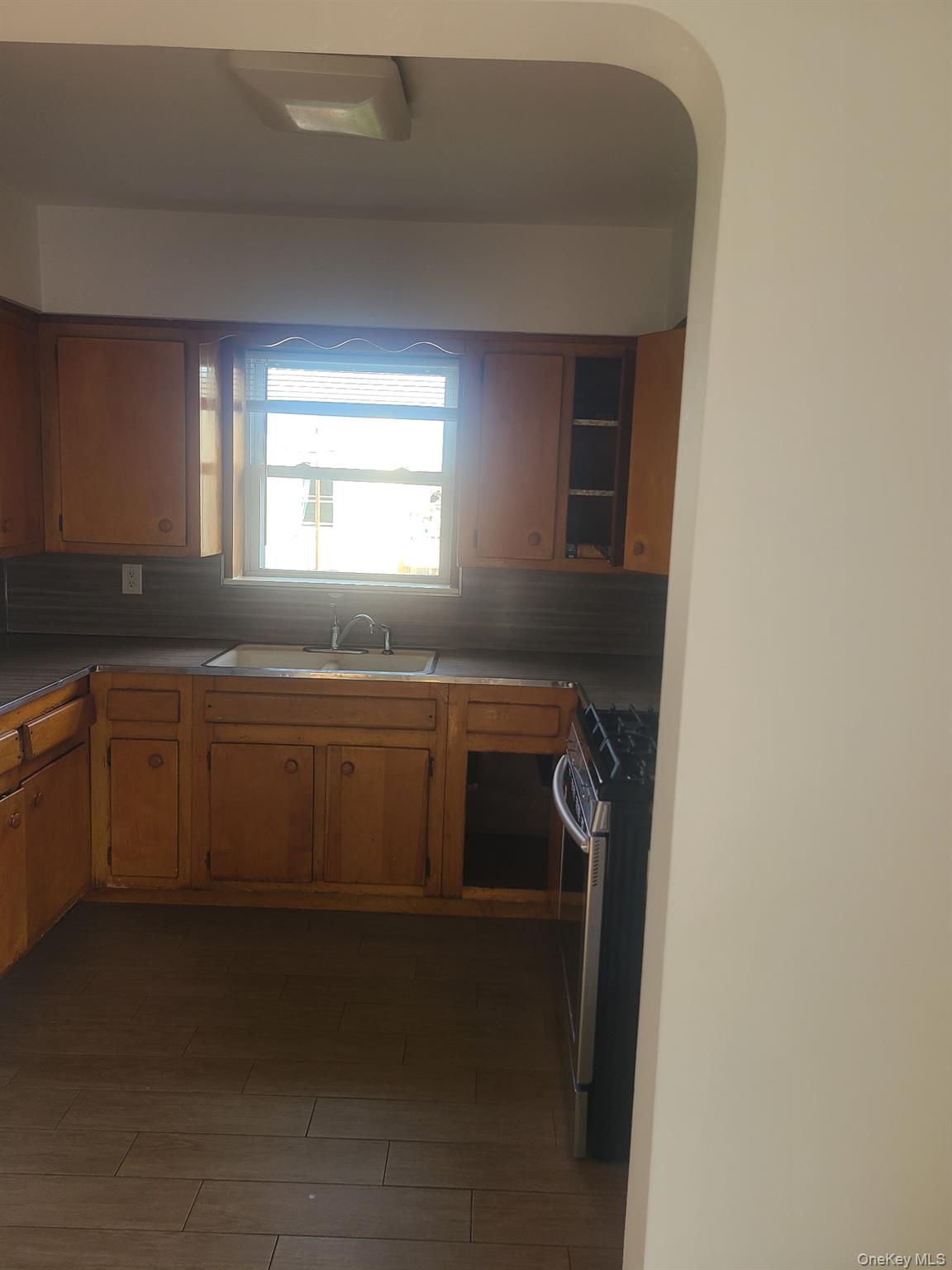 2905 Wilkinson Avenue Property Photo 28