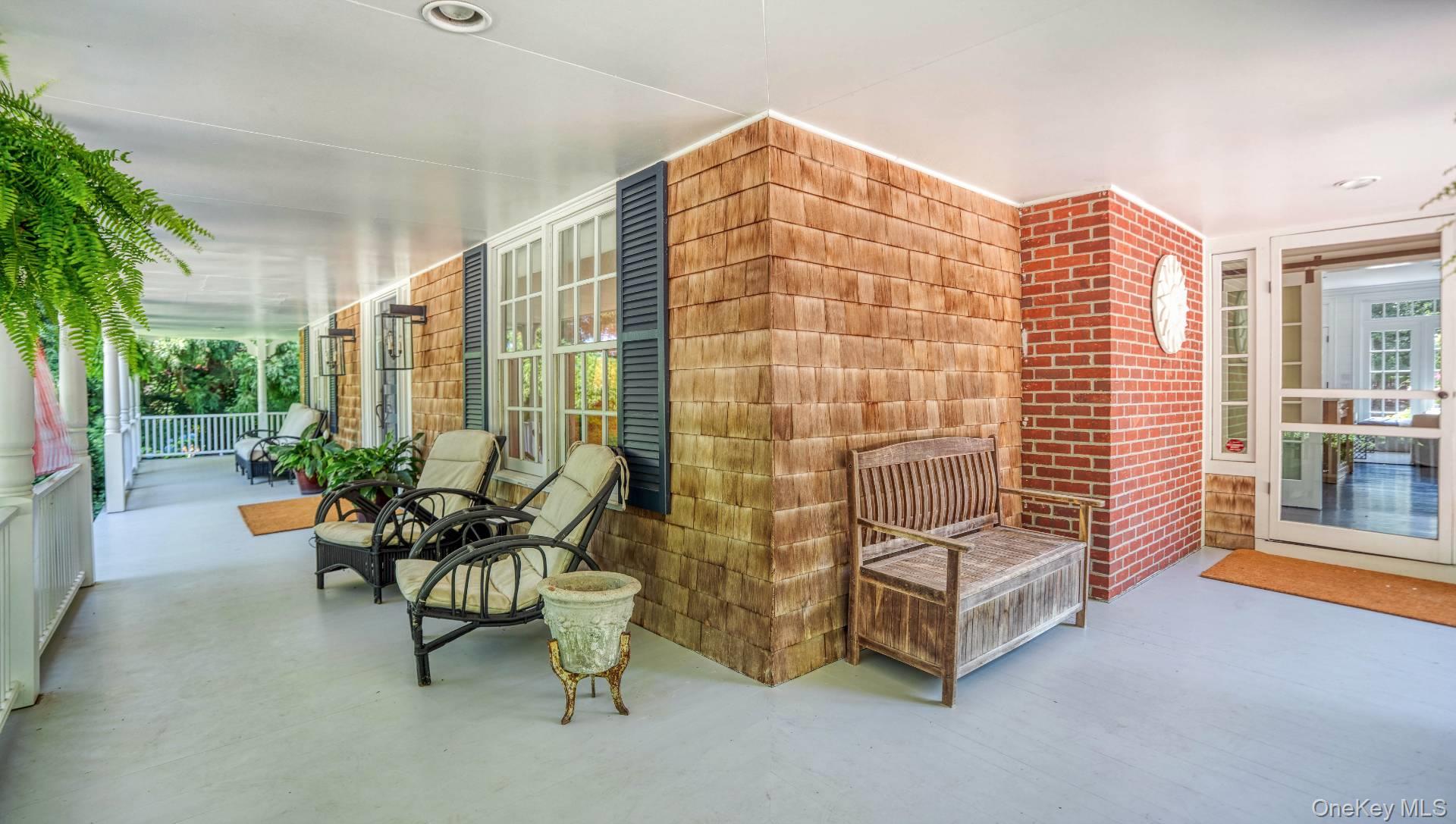 329 Georgica Road Property Photo 14