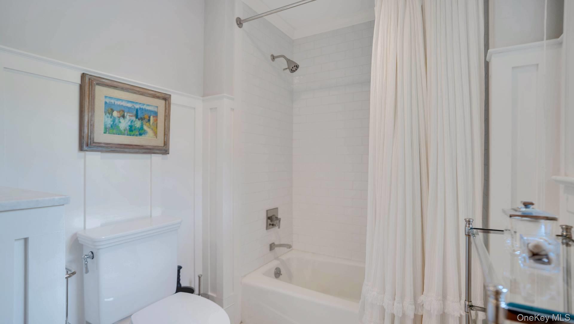 329 Georgica Road Property Photo 39