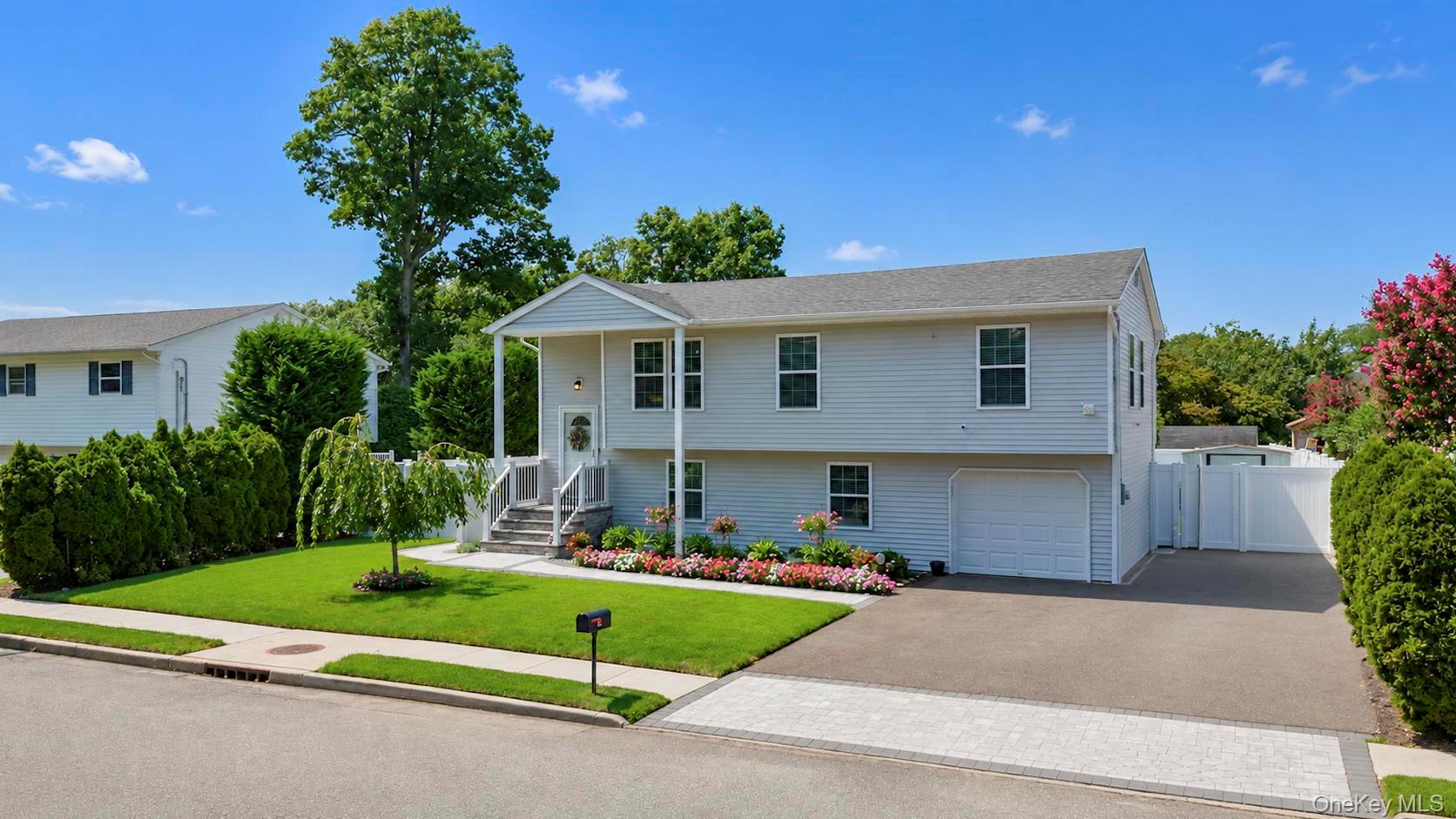 42 Audubon Avenue Property Photo 3