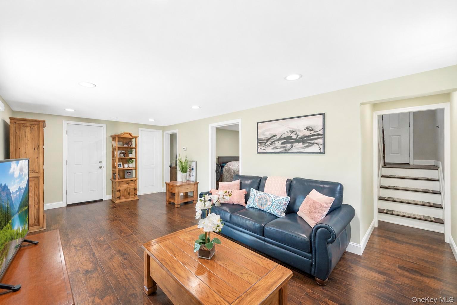 42 Audubon Avenue Property Photo 26