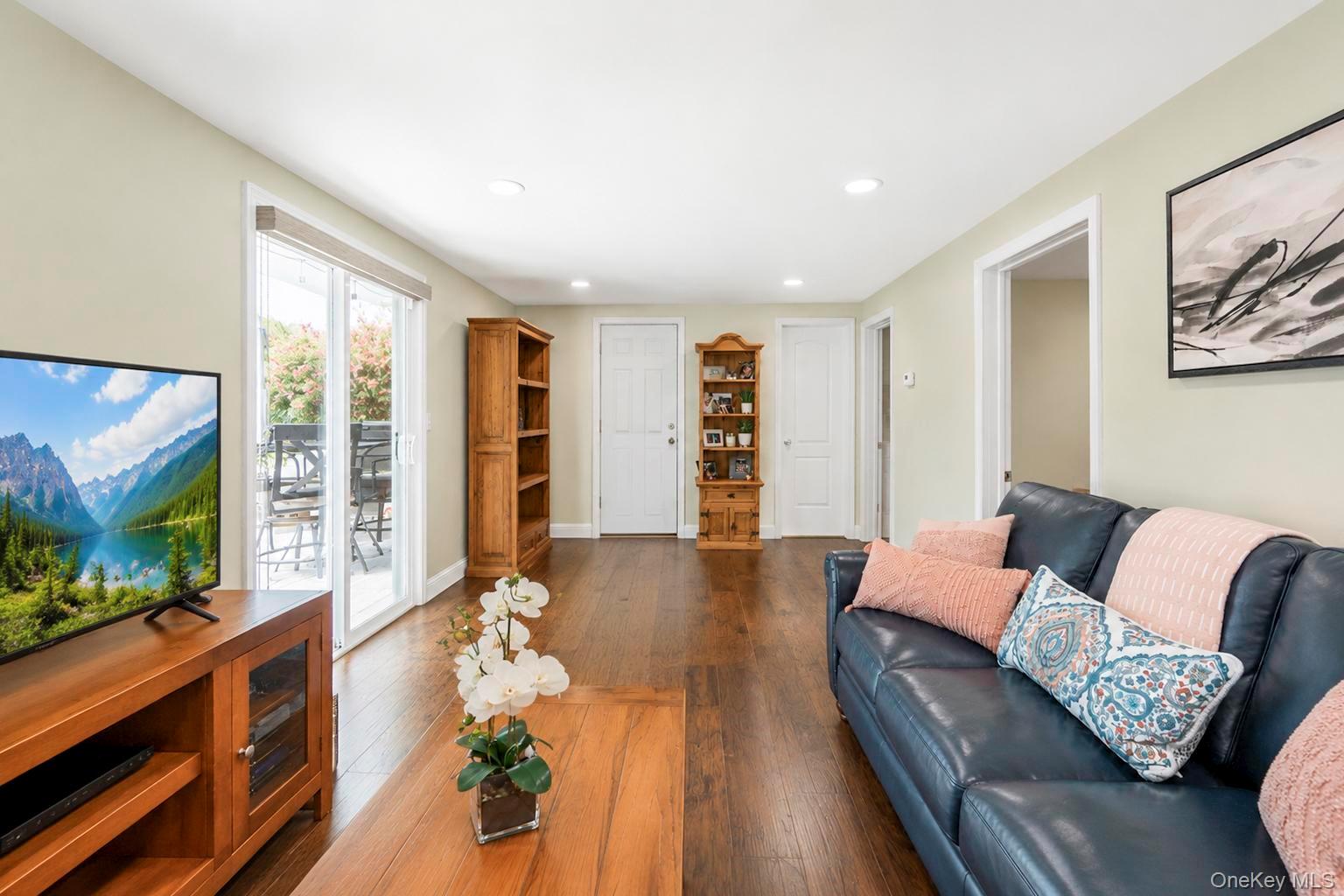 42 Audubon Avenue Property Photo 27