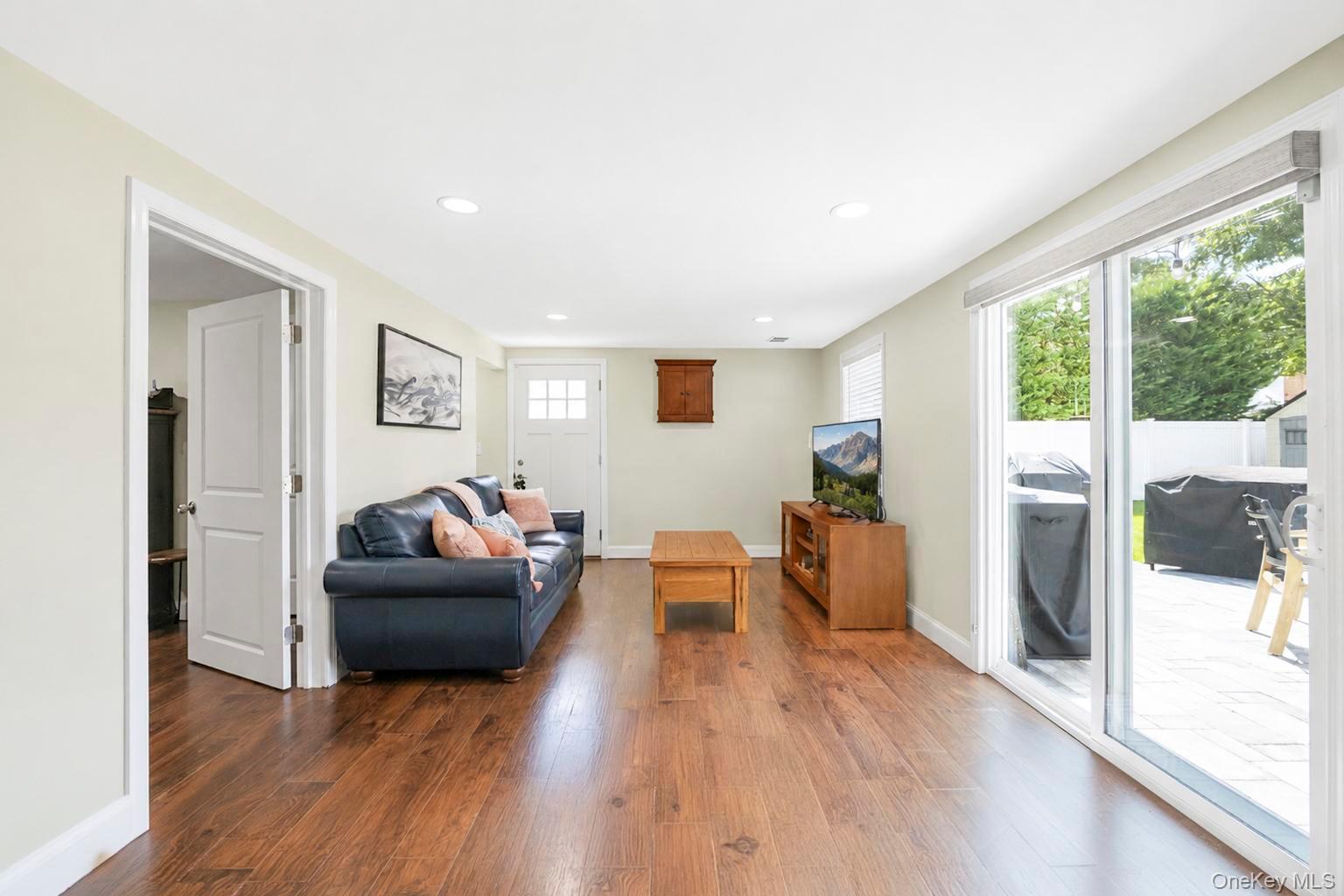 42 Audubon Avenue Property Photo 28