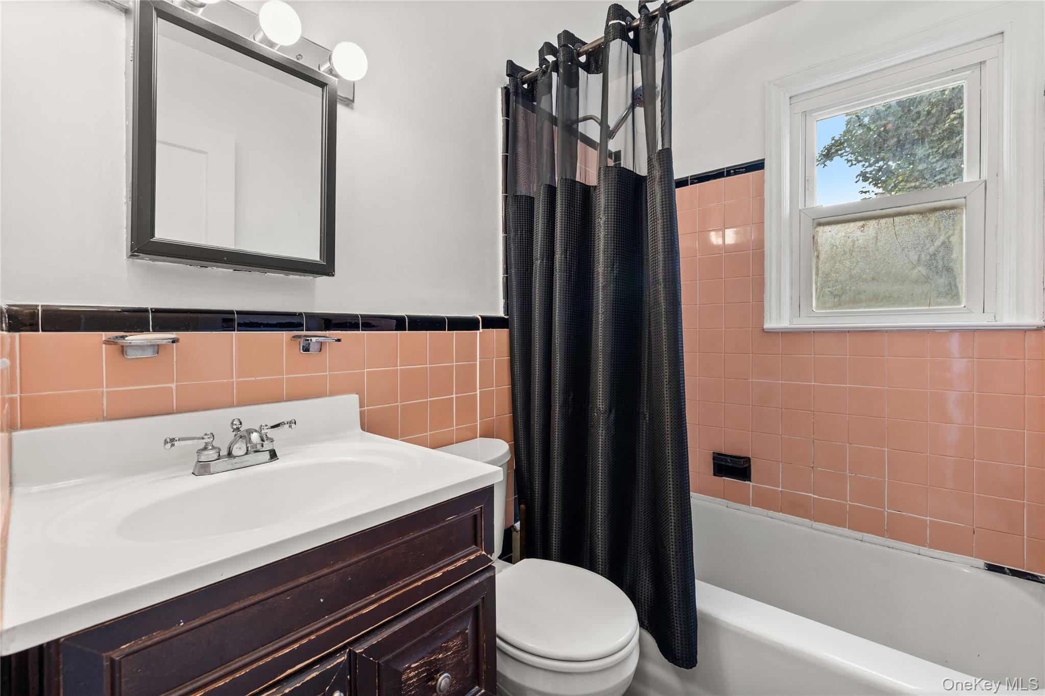 12 Benjamin Avenue Property Photo 11