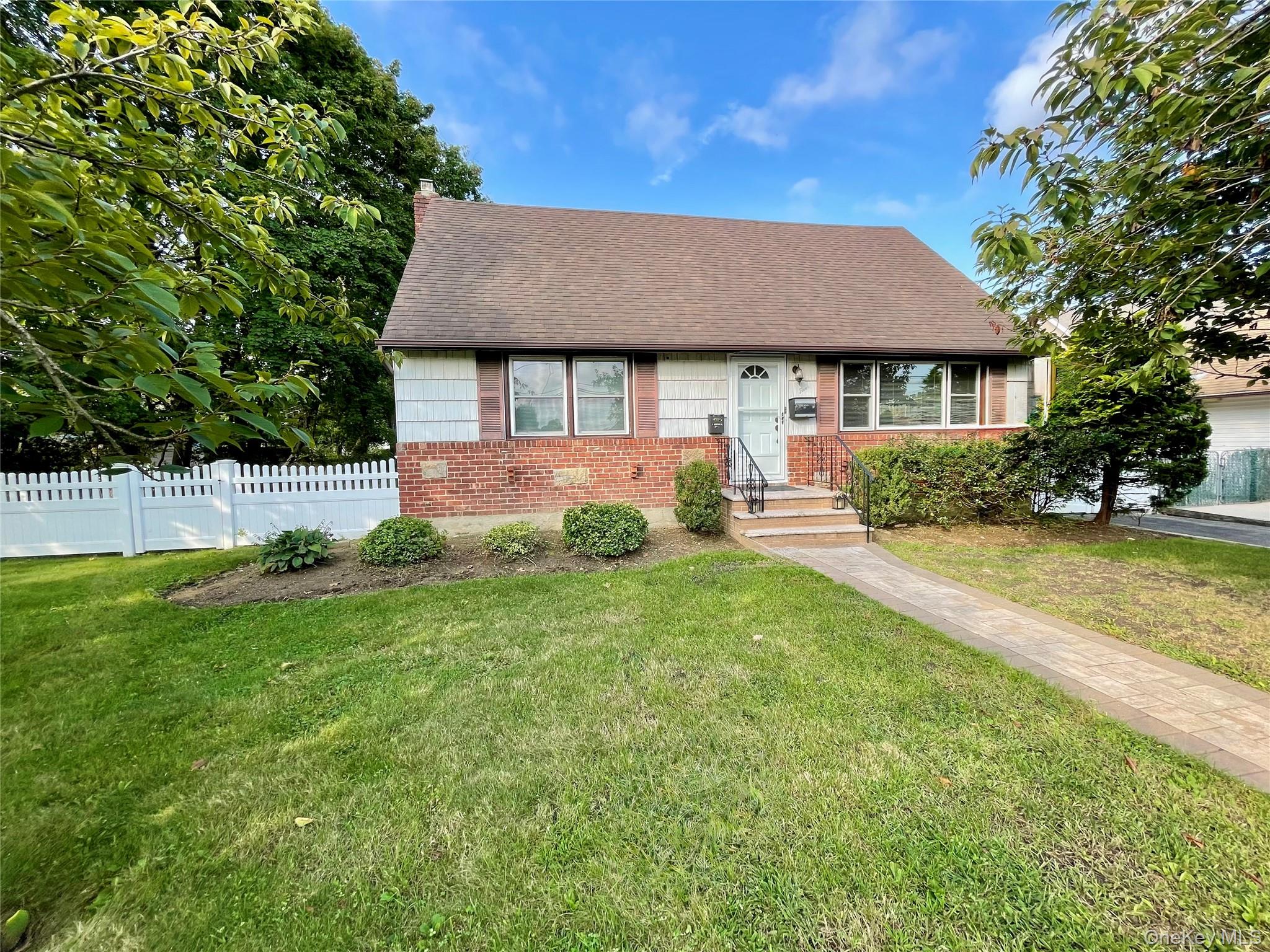 5 Denton Place Property Photo 1