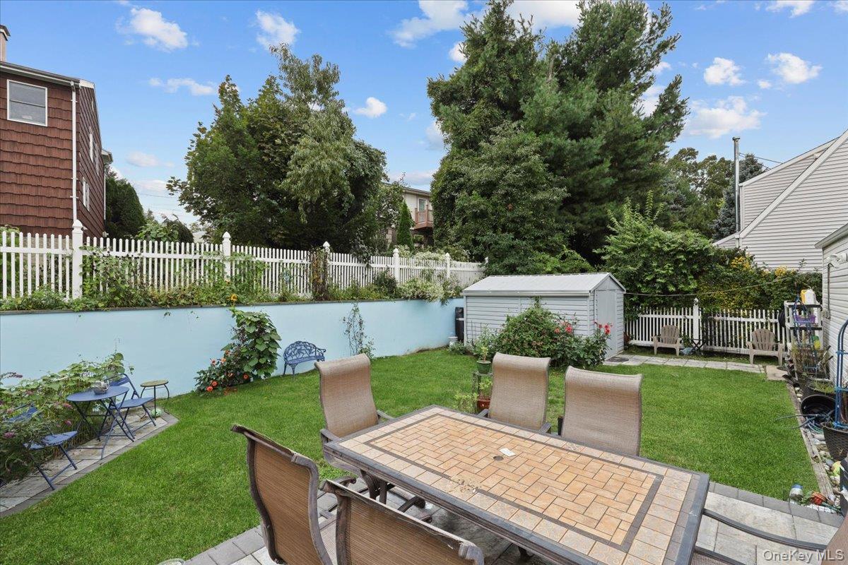 83 Joyce Road Property Photo 8