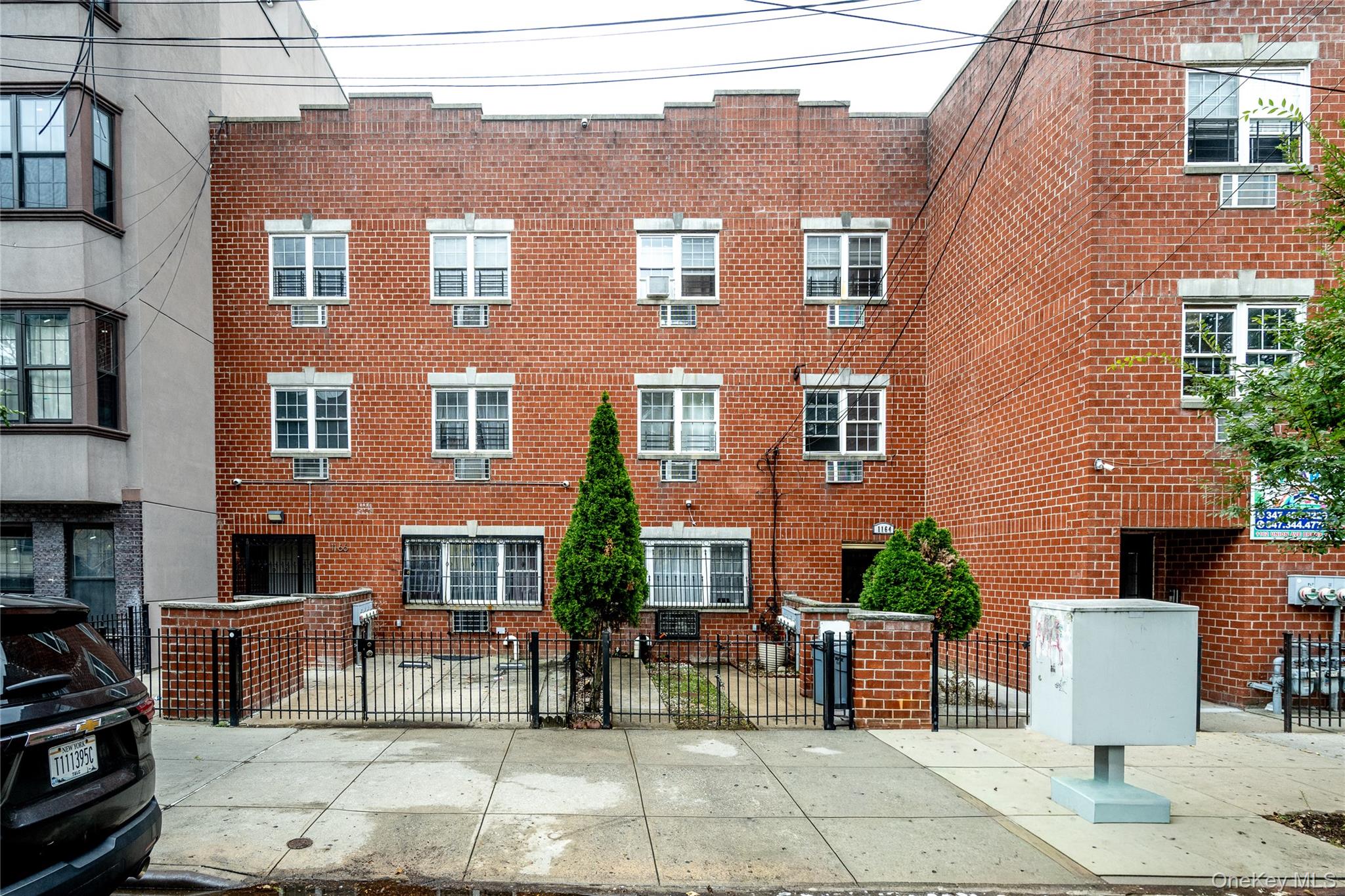 1164 Union Avenue Property Photo 1