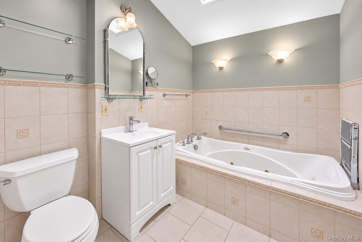 138-33 62nd Road Property Photo 19