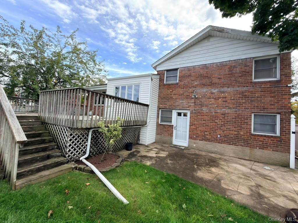 925 Northern Boulevard Property Photo 2