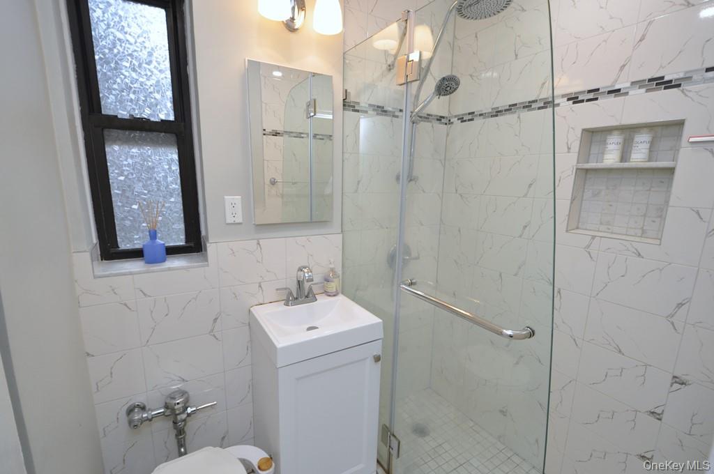 142 Garth Road 1c Property Photo 23