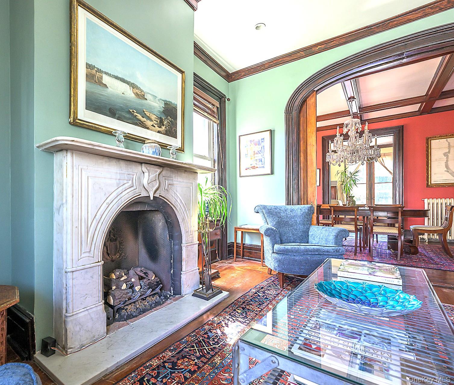 525-527 Union Street Property Photo 3