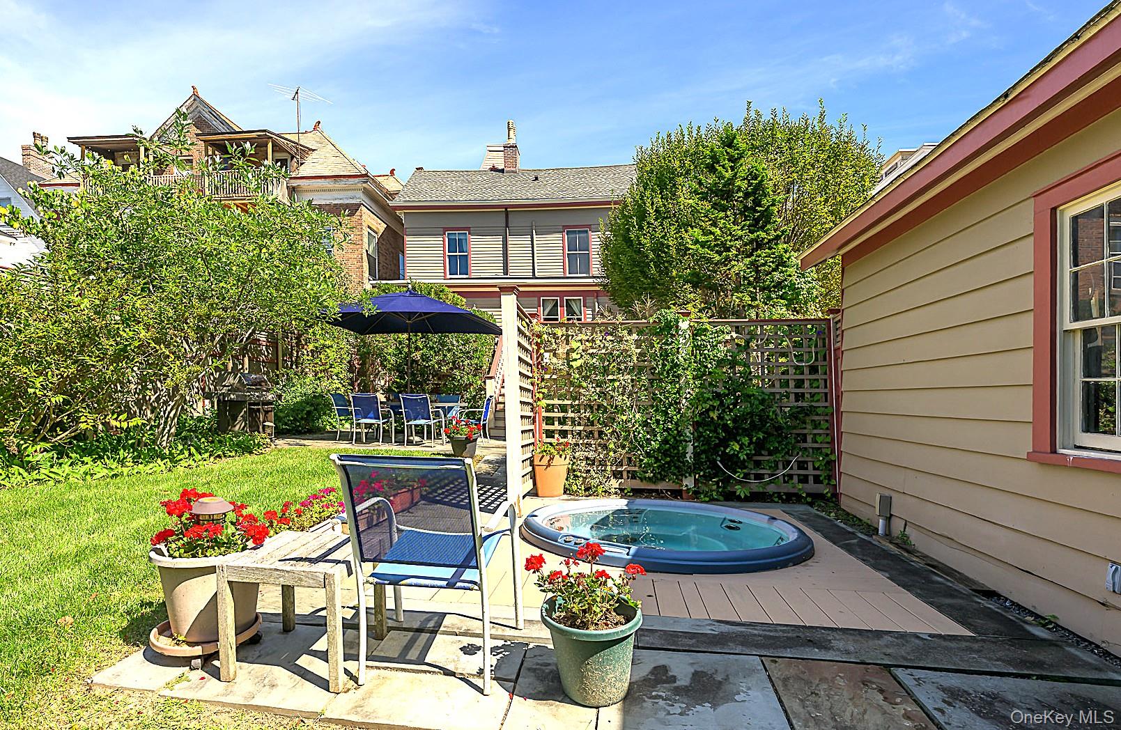 525-527 Union Street Property Photo 35