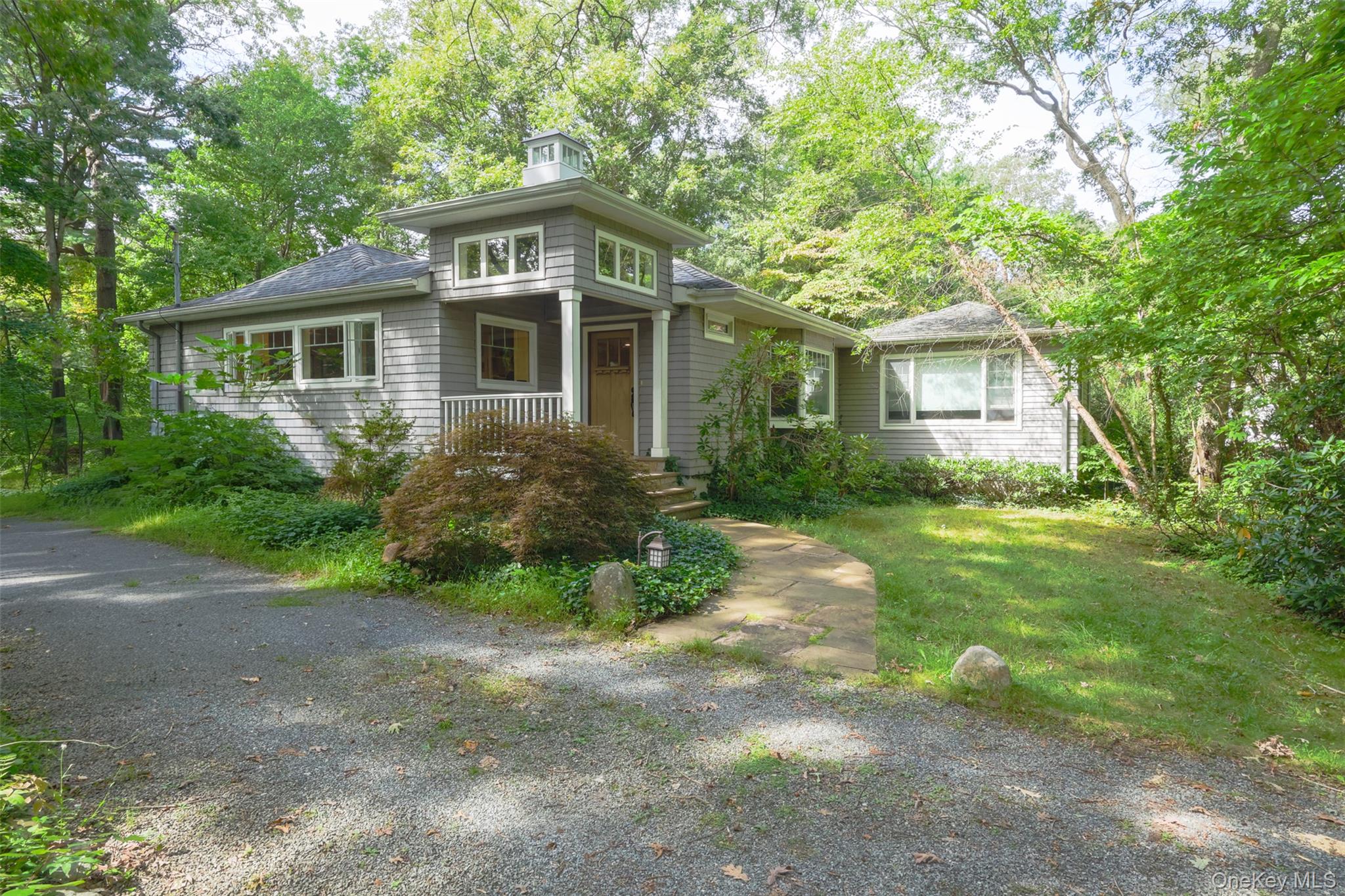 9 Oleander Drive Property Photo 1
