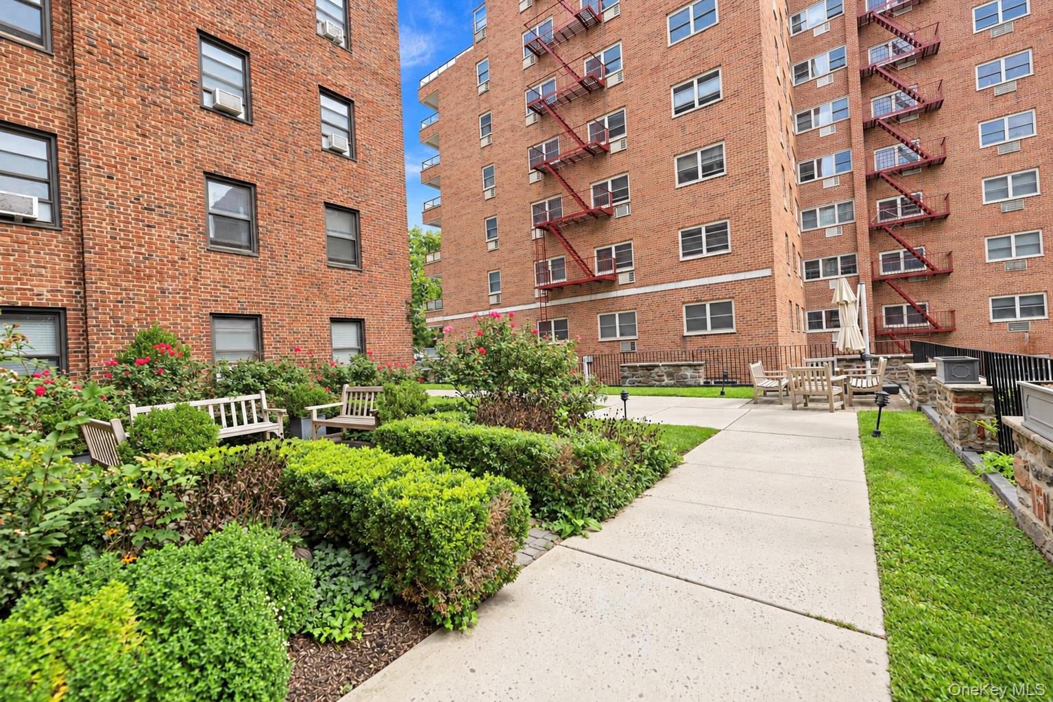 68 E Hartsdale Avenue 4k Property Photo 16