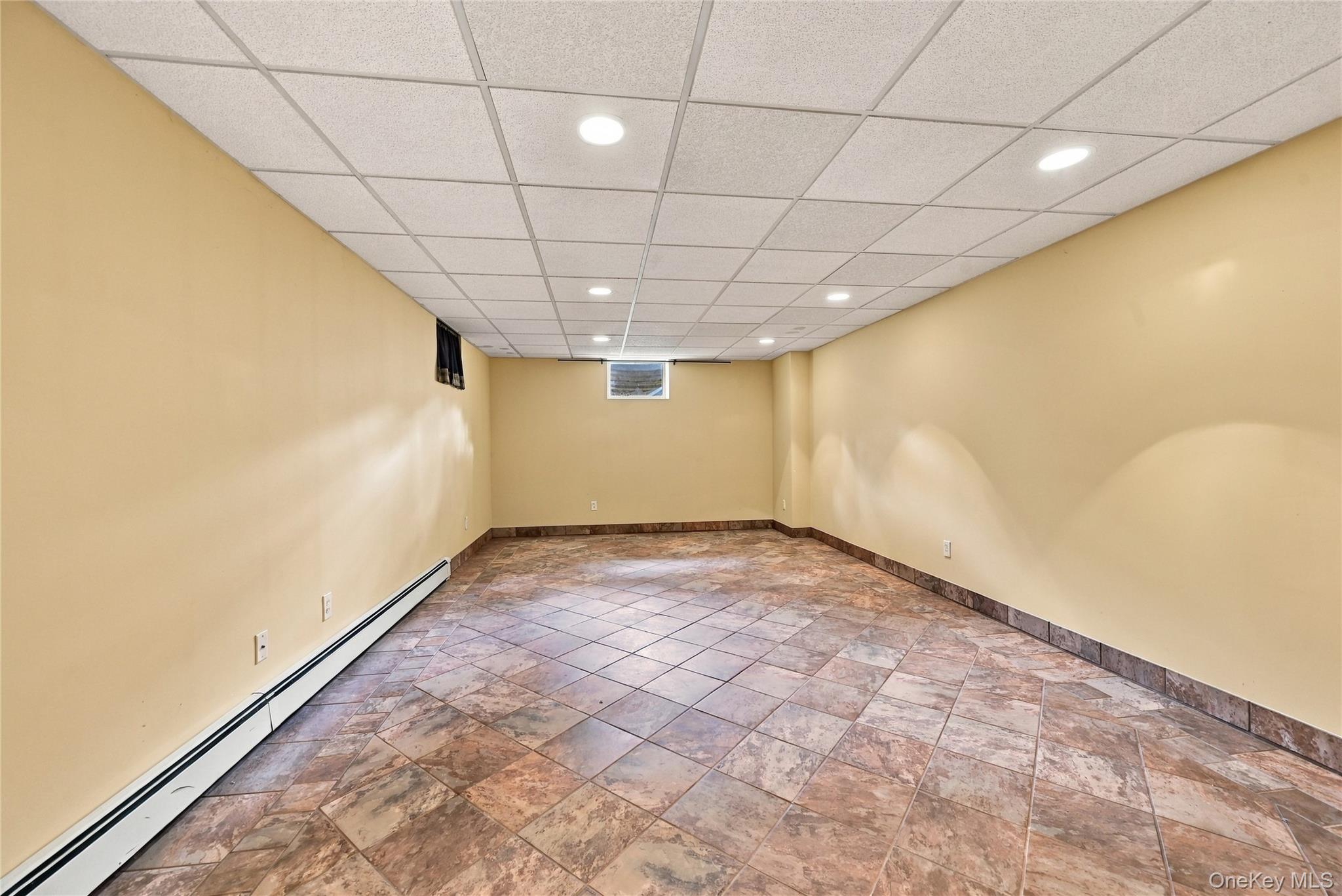 57 E Margin Road Property Photo 32