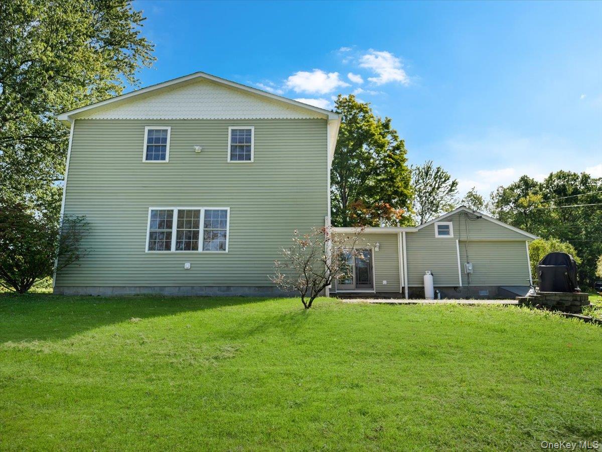 8 Acorn Drive Property Photo 6