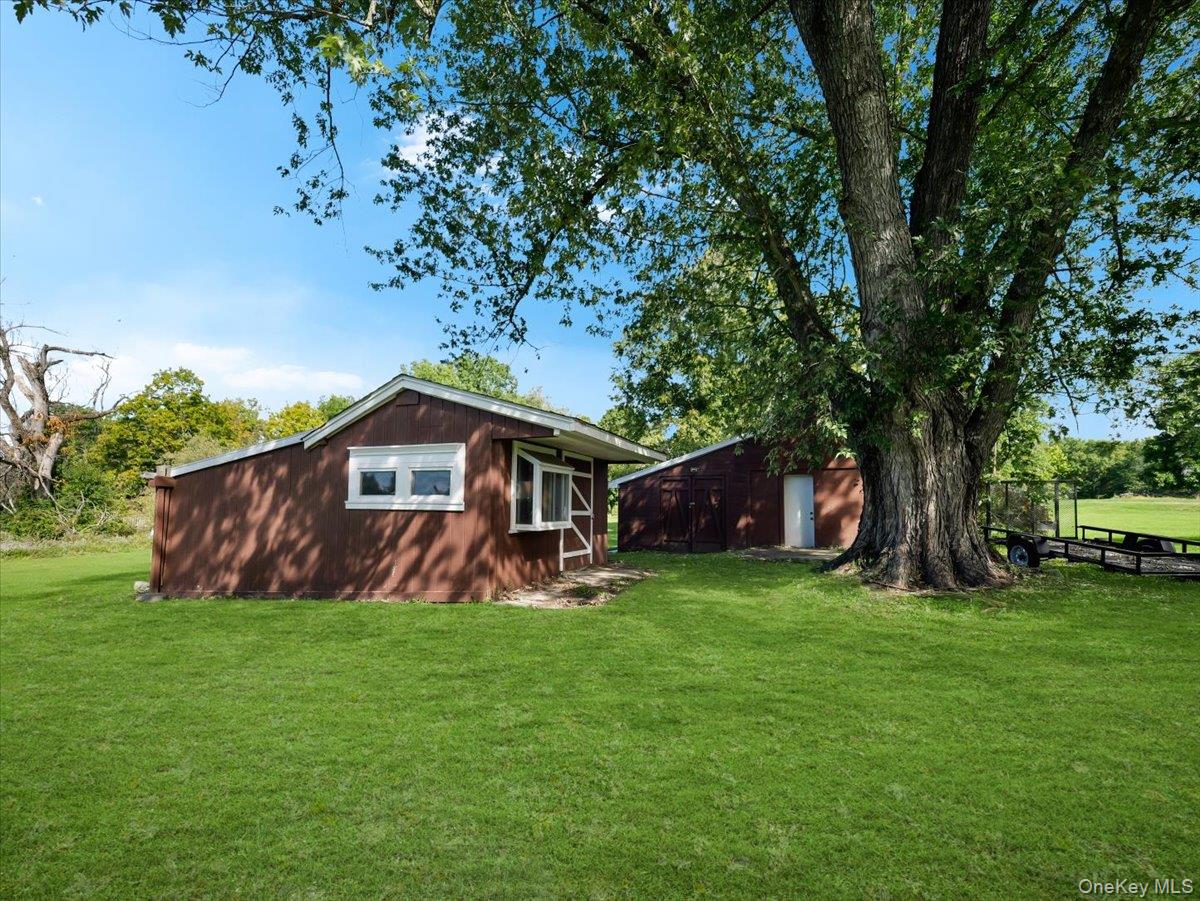 8 Acorn Drive Property Photo 9