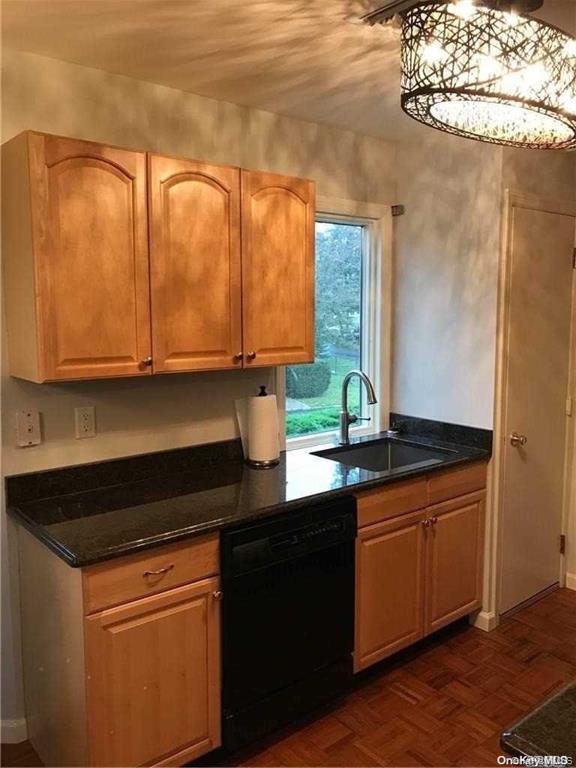59 Sintsink Drive B Property Photo 6